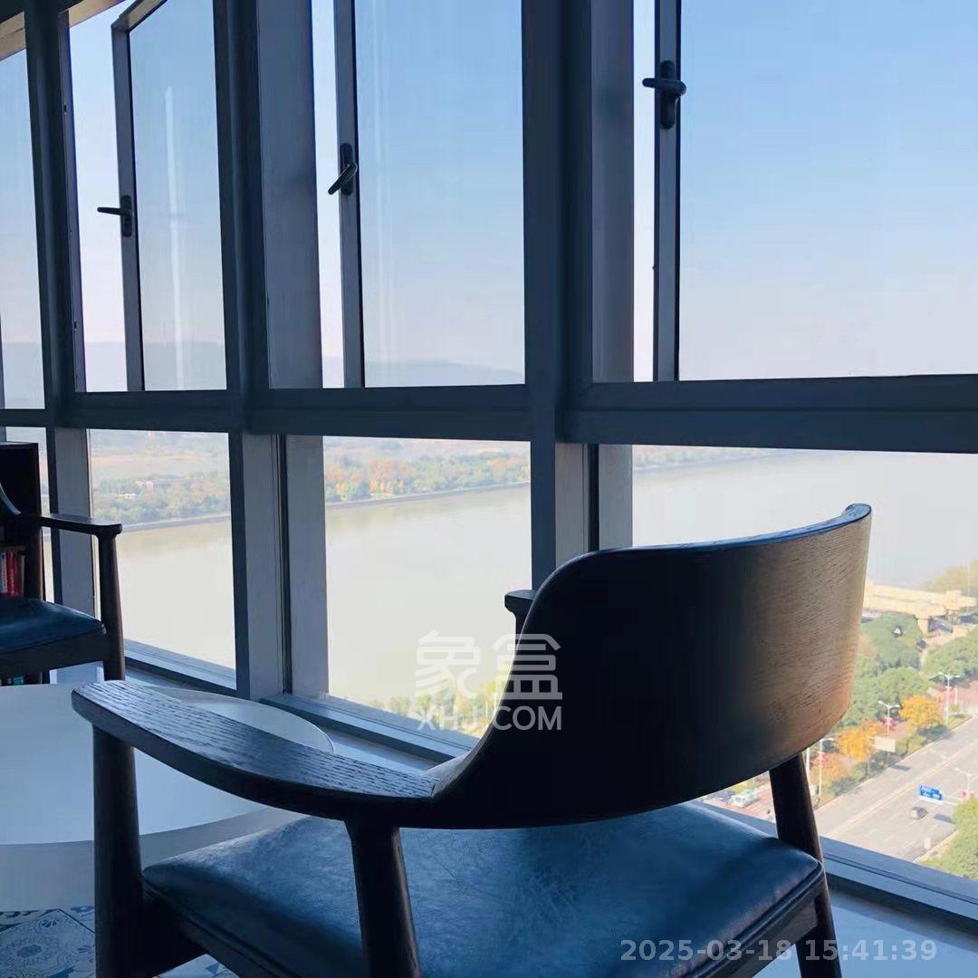 保利国际广场 1室2厅1卫 4500.0元/月 保利国际广场 1室2厅1卫 4500.0元/月室内图