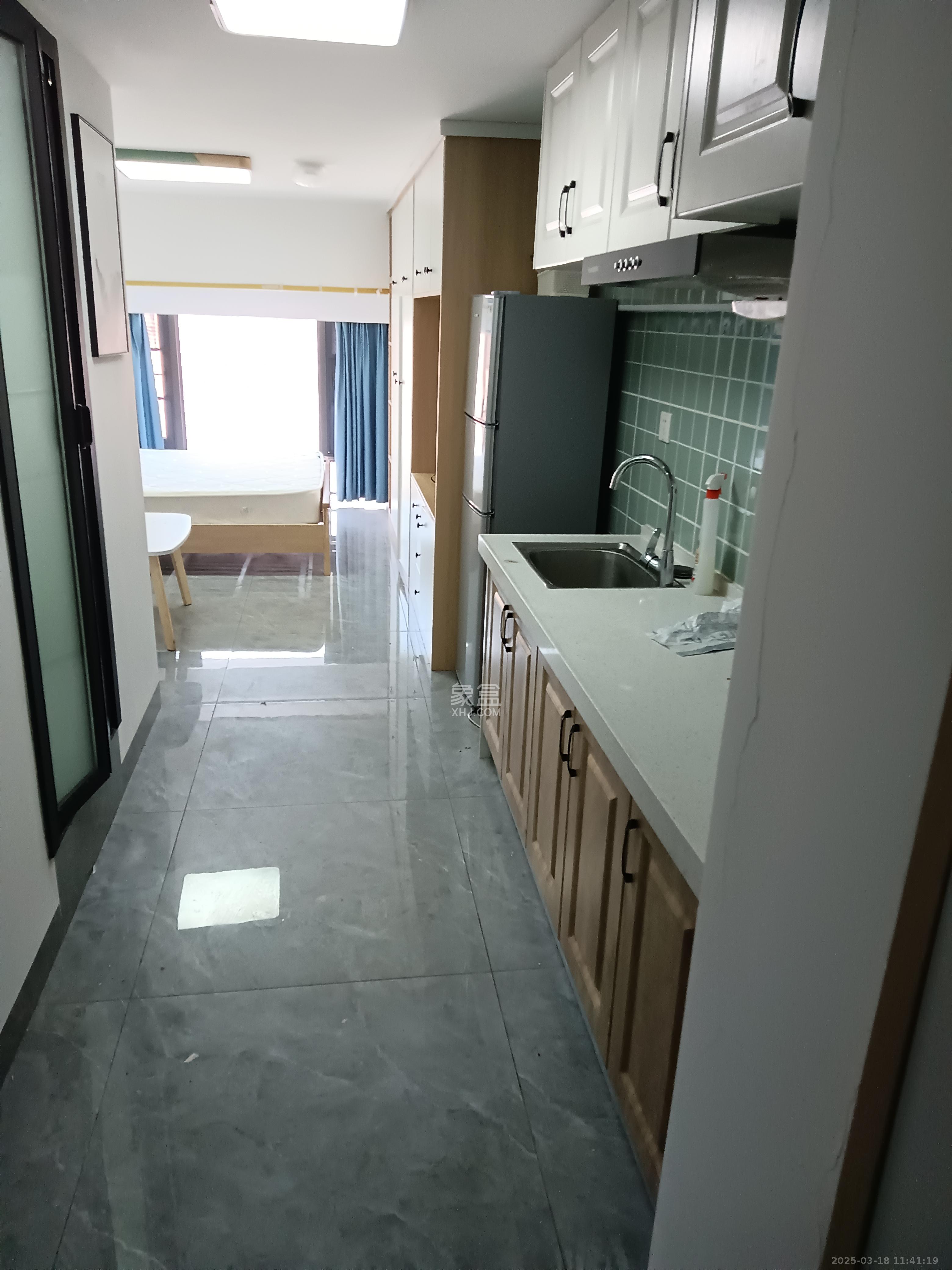 龙湖湘江星座(祺鑫星座公寓) 1室1厅1卫 1400.0元/月 龙湖湘江星座(祺鑫星座公寓) 1室1厅1卫 1400.0元/月室内图