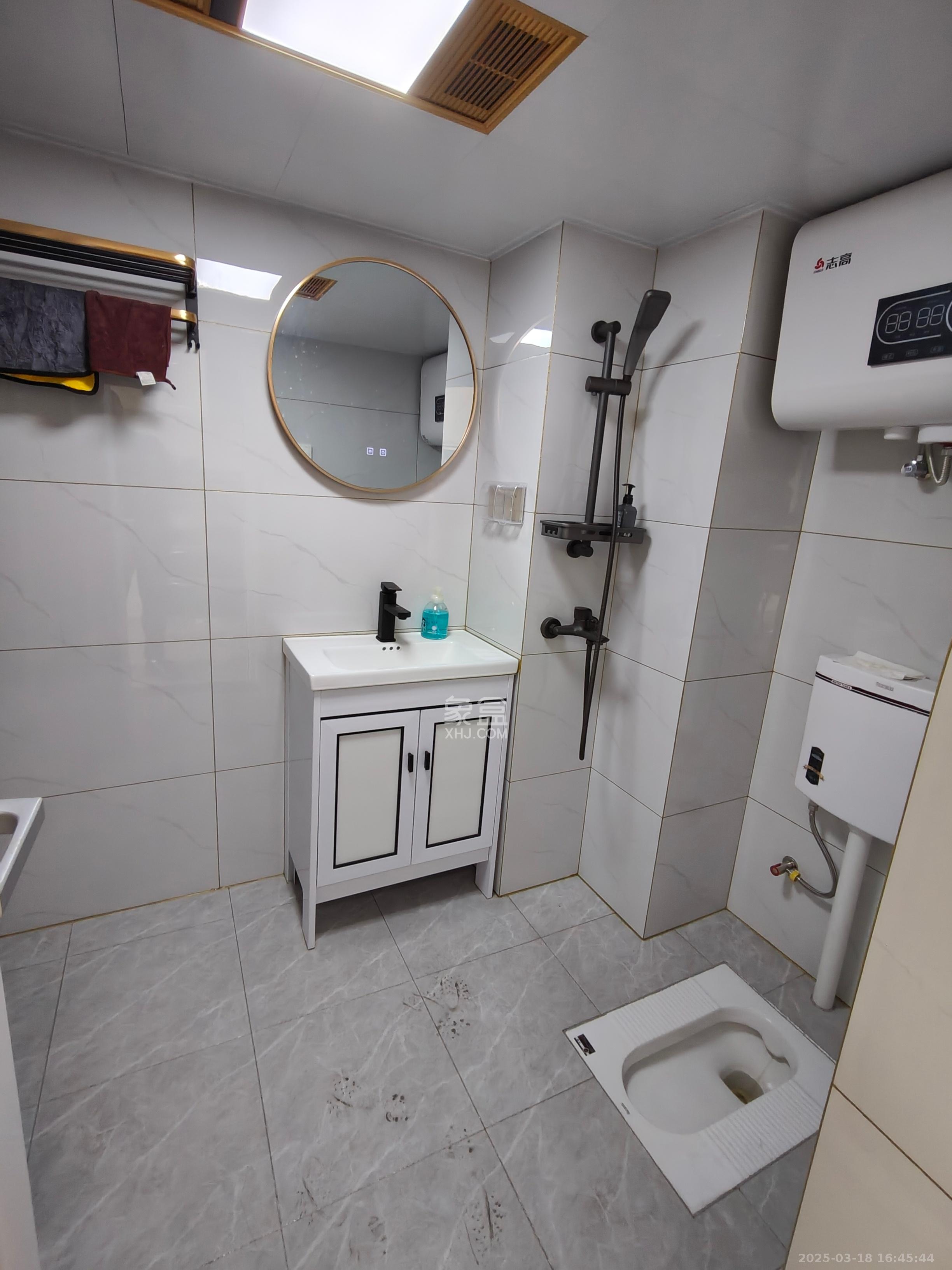 振业城三期 2室1厅1卫 2800.0元/月 振业城三期 2室1厅1卫 2800.0元/月室内图