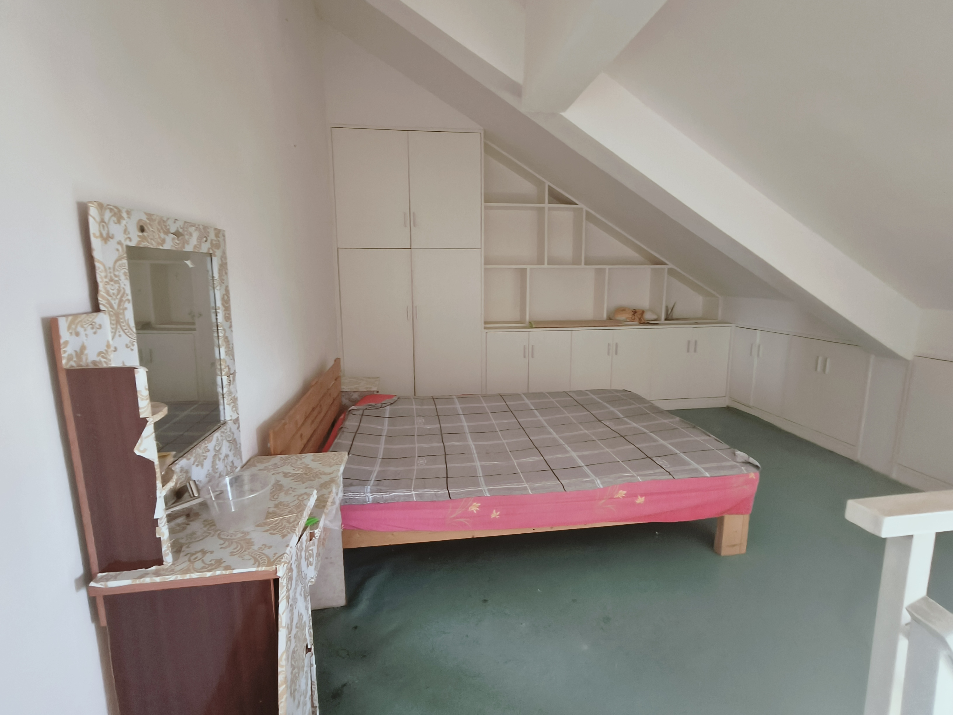 天门壹号  4室2厅2卫    1600.0元/月 天门壹号  4室2厅2卫    1600.0元/月室内图