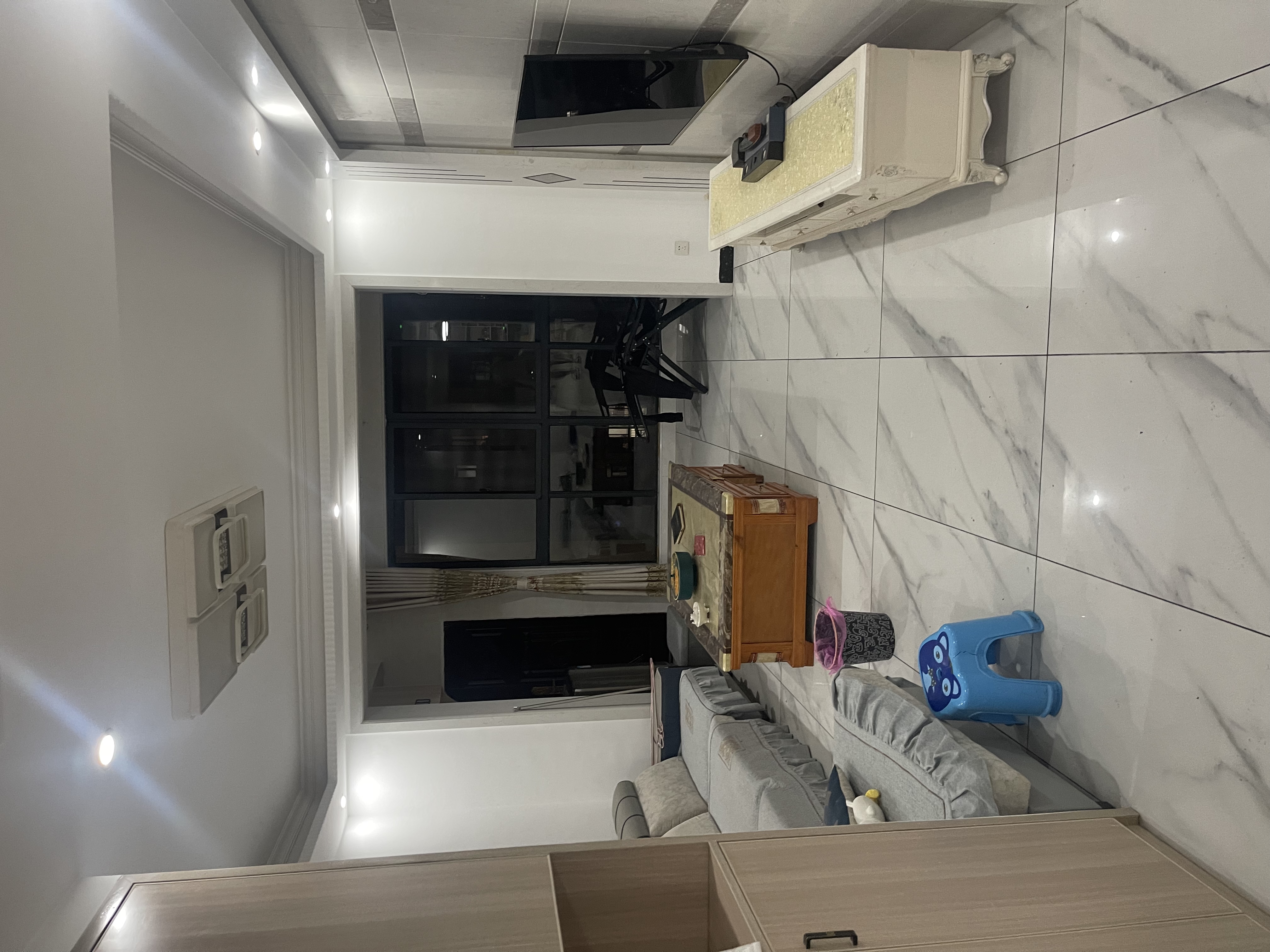 环保花园 3室2厅2卫 2100.0元/月 环保花园 3室2厅2卫 2100.0元/月室内图