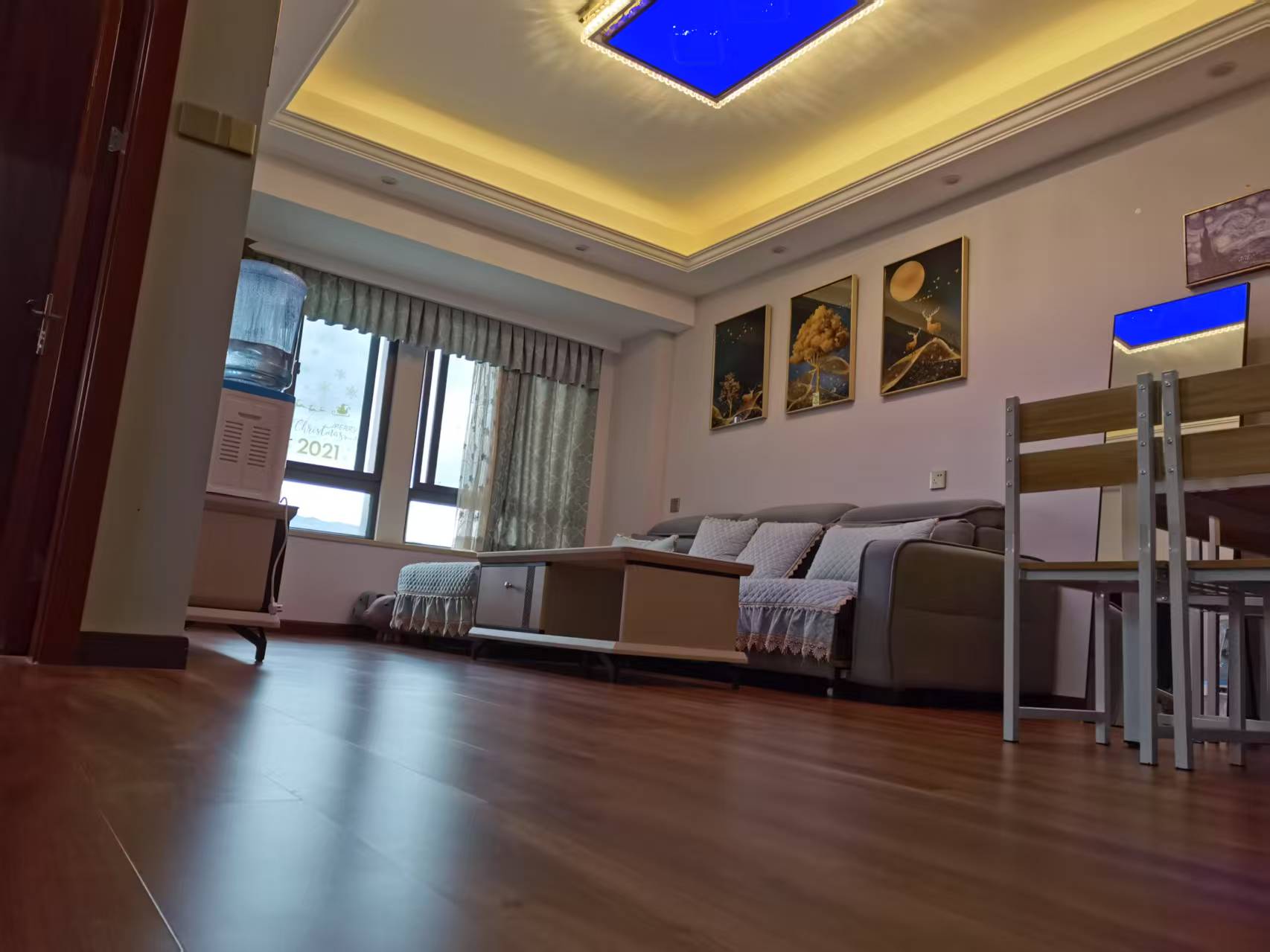 东方曼哈顿 2室2厅1卫 2200.0元/月 东方曼哈顿 2室2厅1卫 2200.0元/月室内图