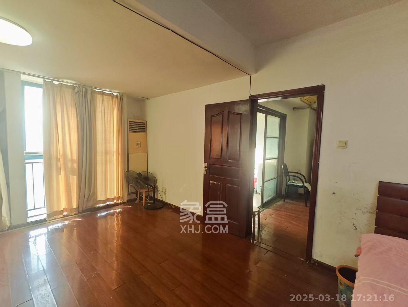 东一国际 1室1厅1卫 2600.0元/月 东一国际 1室1厅1卫 2600.0元/月室内图