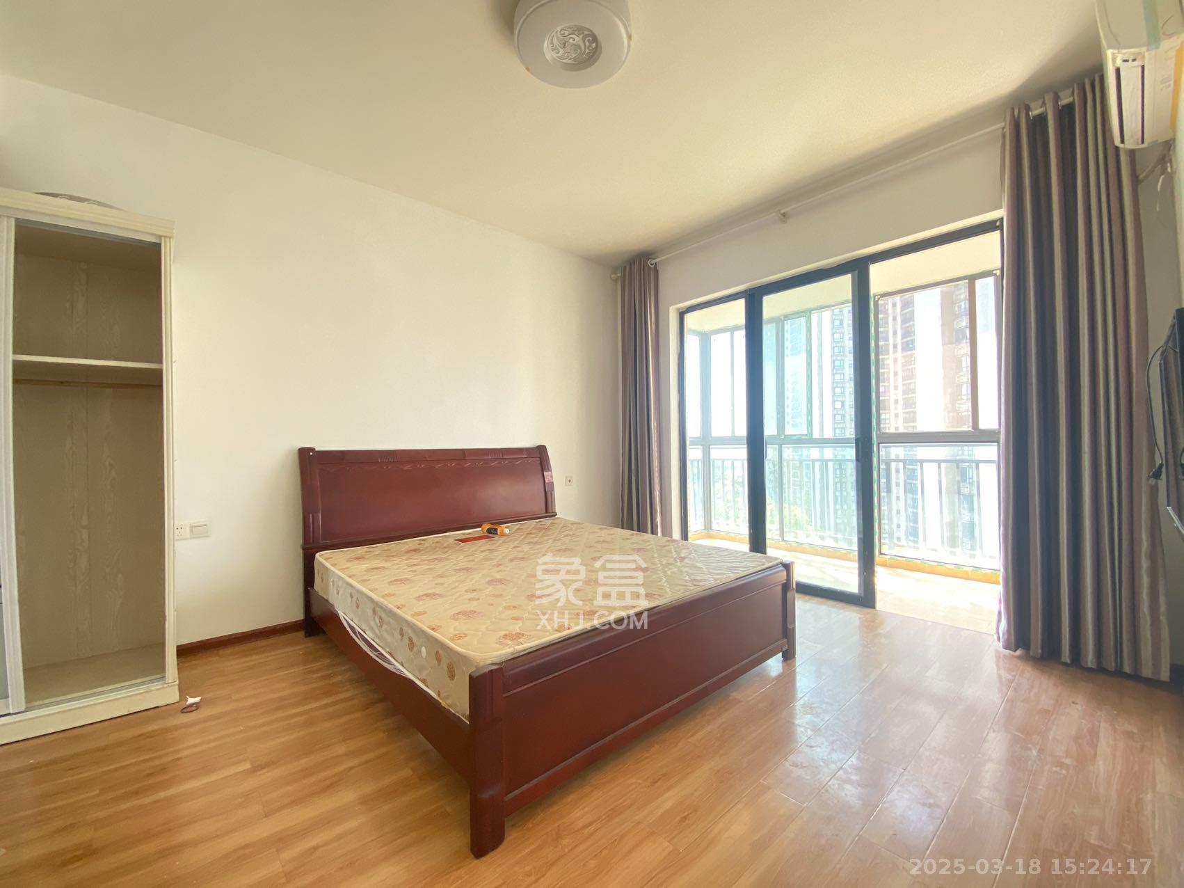 莱茵城 3室2厅1卫 2600.0元/月 莱茵城 3室2厅1卫 2600.0元/月室内图