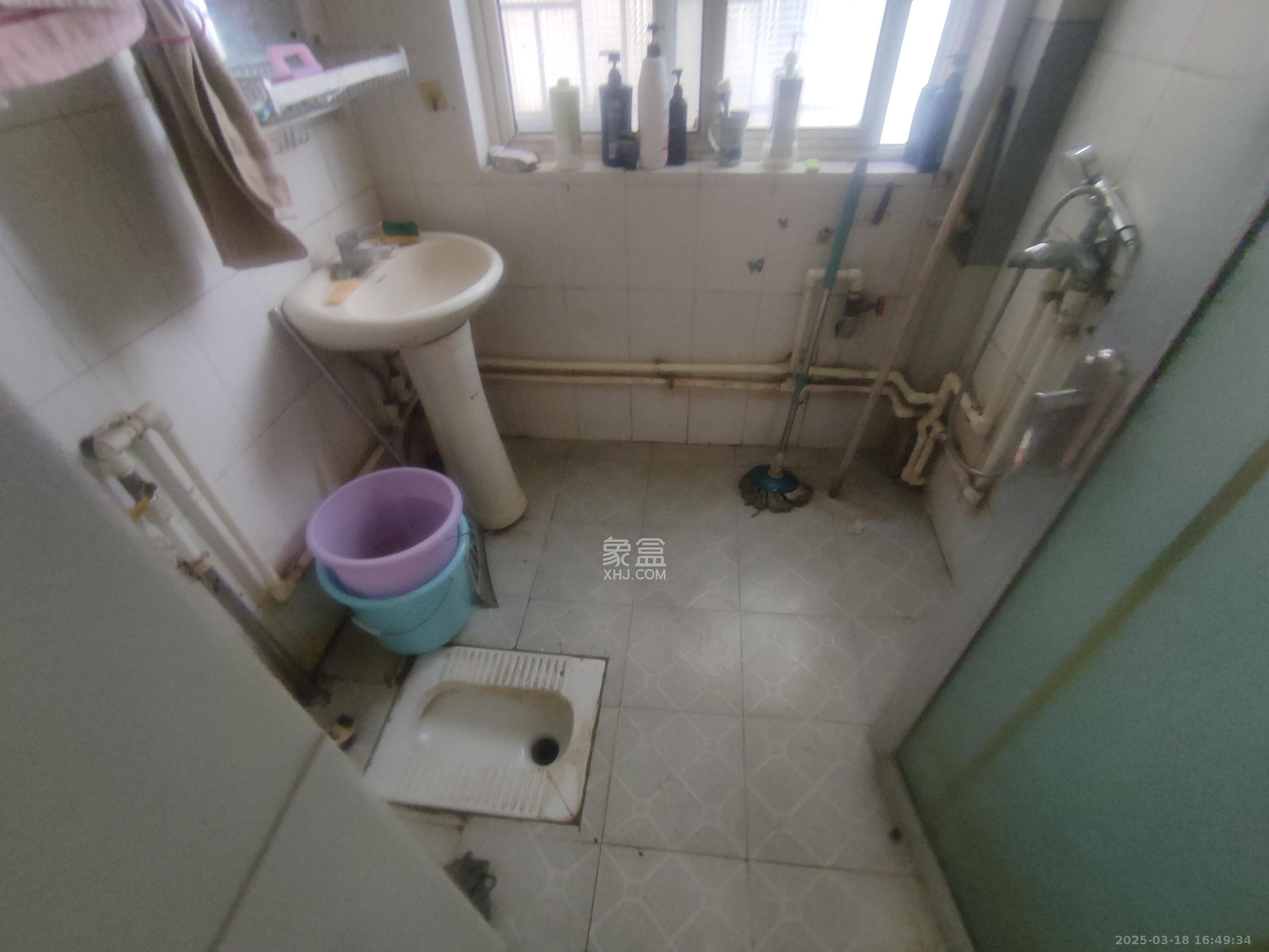 德政园 3室2厅1卫 2100.0元/月 德政园 3室2厅1卫 2100.0元/月室内图