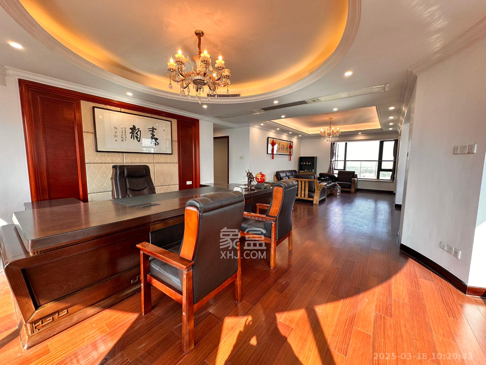 恒大雅苑  5室2厅3卫    8800.0元/月 恒大雅苑  5室2厅3卫    8800.0元/月室内图