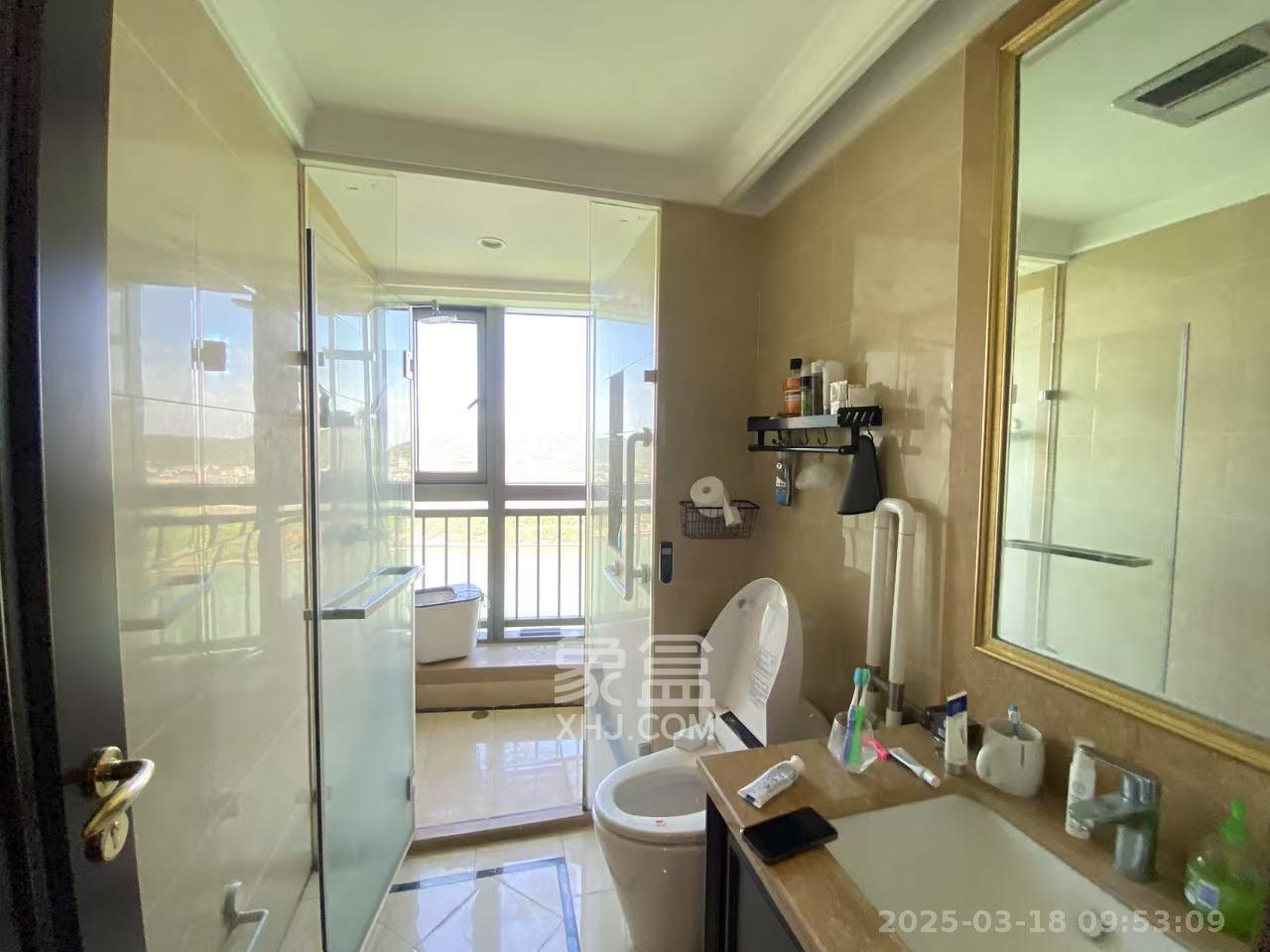 华远隆玺 5室2厅4卫 11000.0元/月 华远隆玺 5室2厅4卫 11000.0元/月室内图