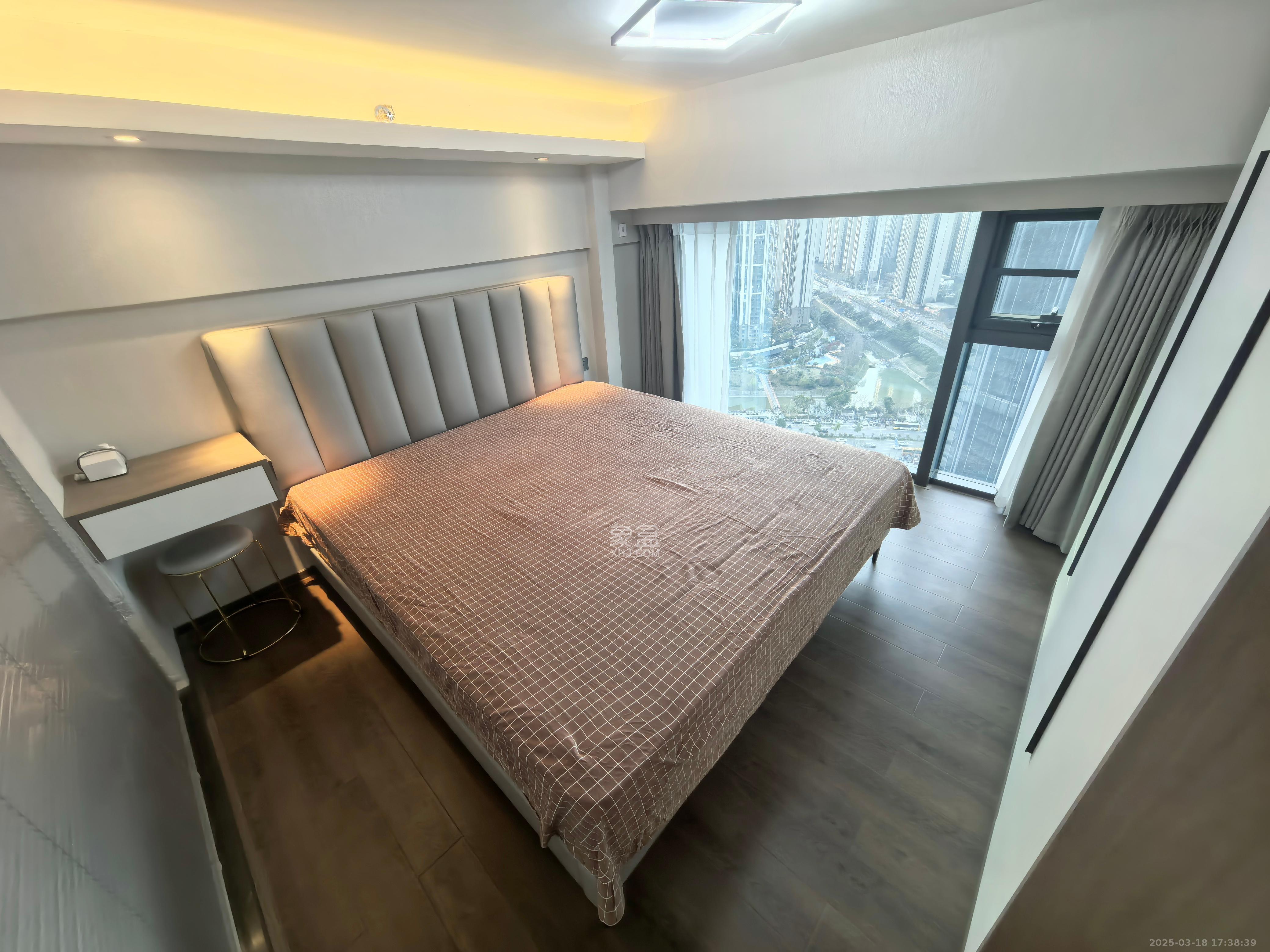达美寰宇中心  2室1厅1卫   3500.00元/月室内图