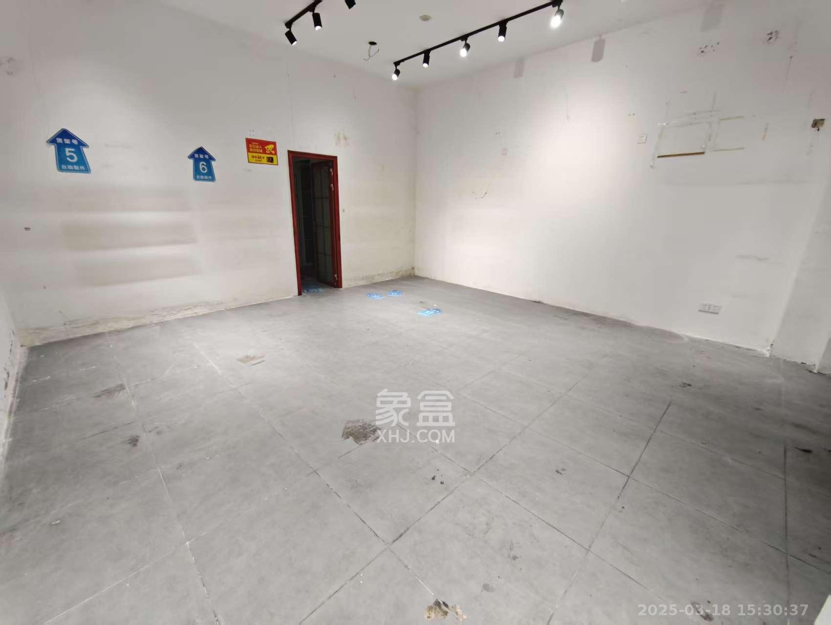 金科世界城   48.39㎡     2600.00元/月室内图
