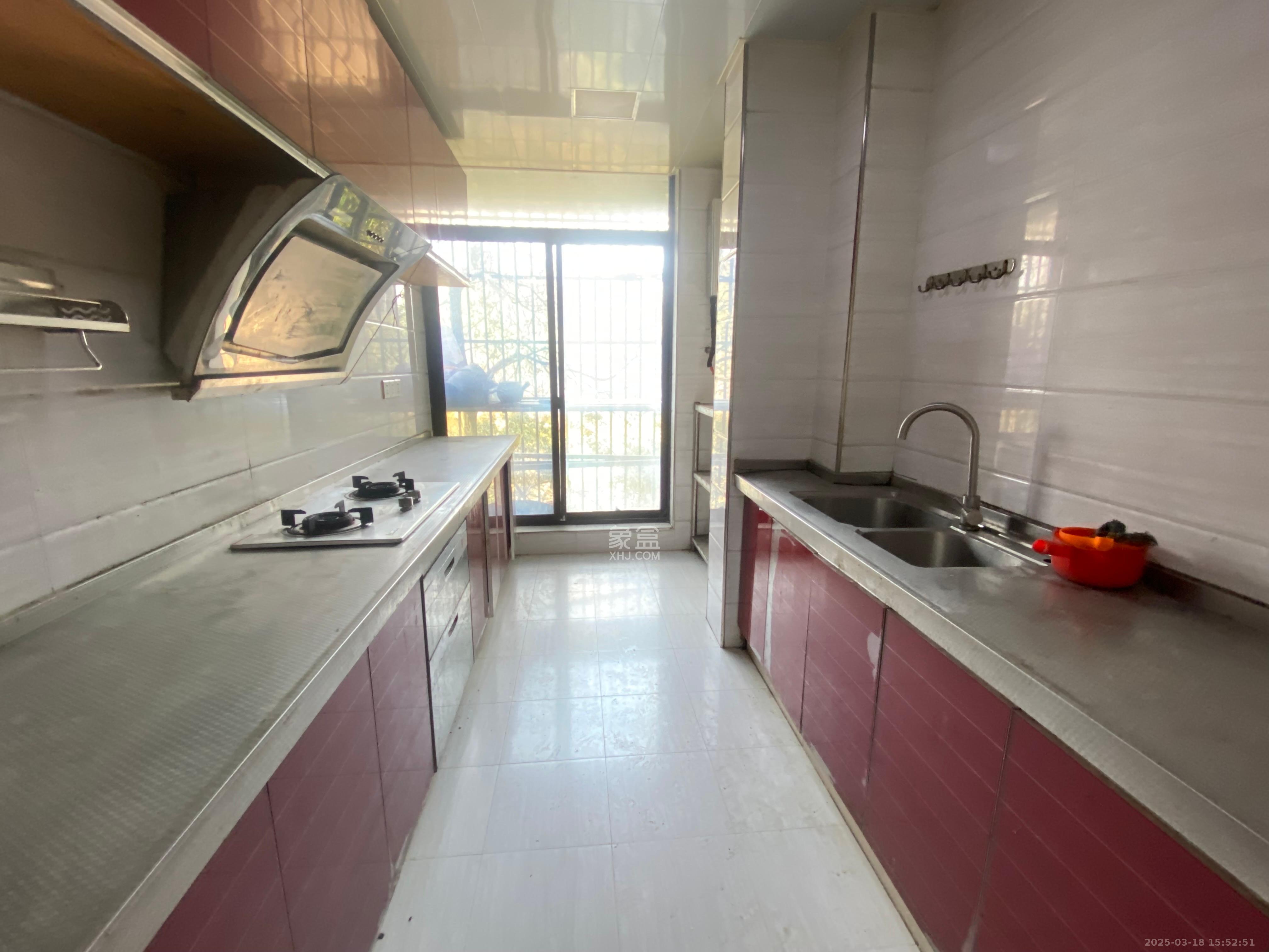 保利麓谷林语F区 4室2厅2卫 3600.0元/月 保利麓谷林语F区 4室2厅2卫 3600.0元/月室内图