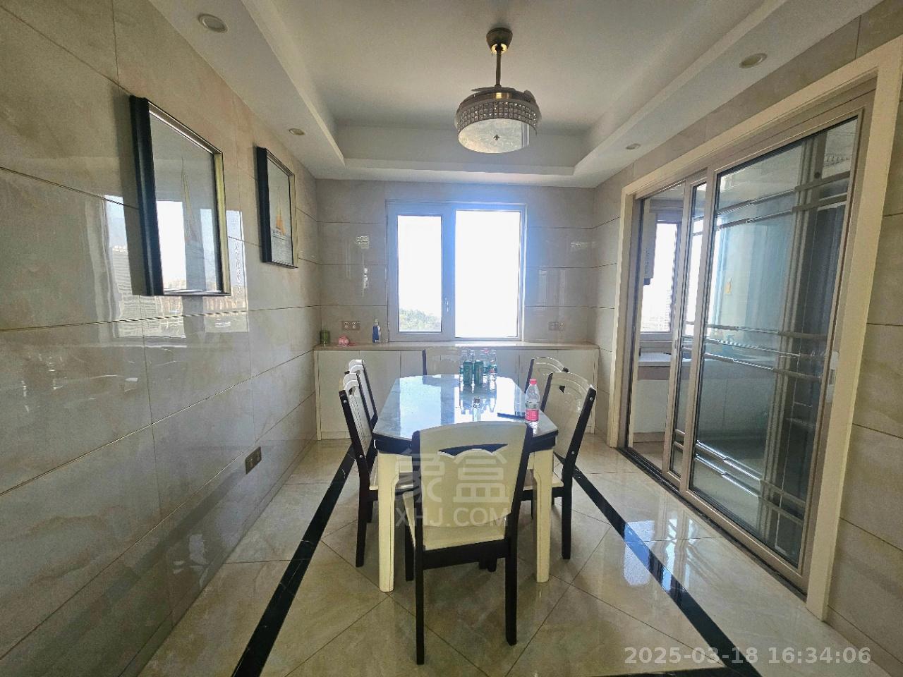 翠谷城 3室2厅2卫 2200.0元/月 翠谷城 3室2厅2卫 2200.0元/月室内图