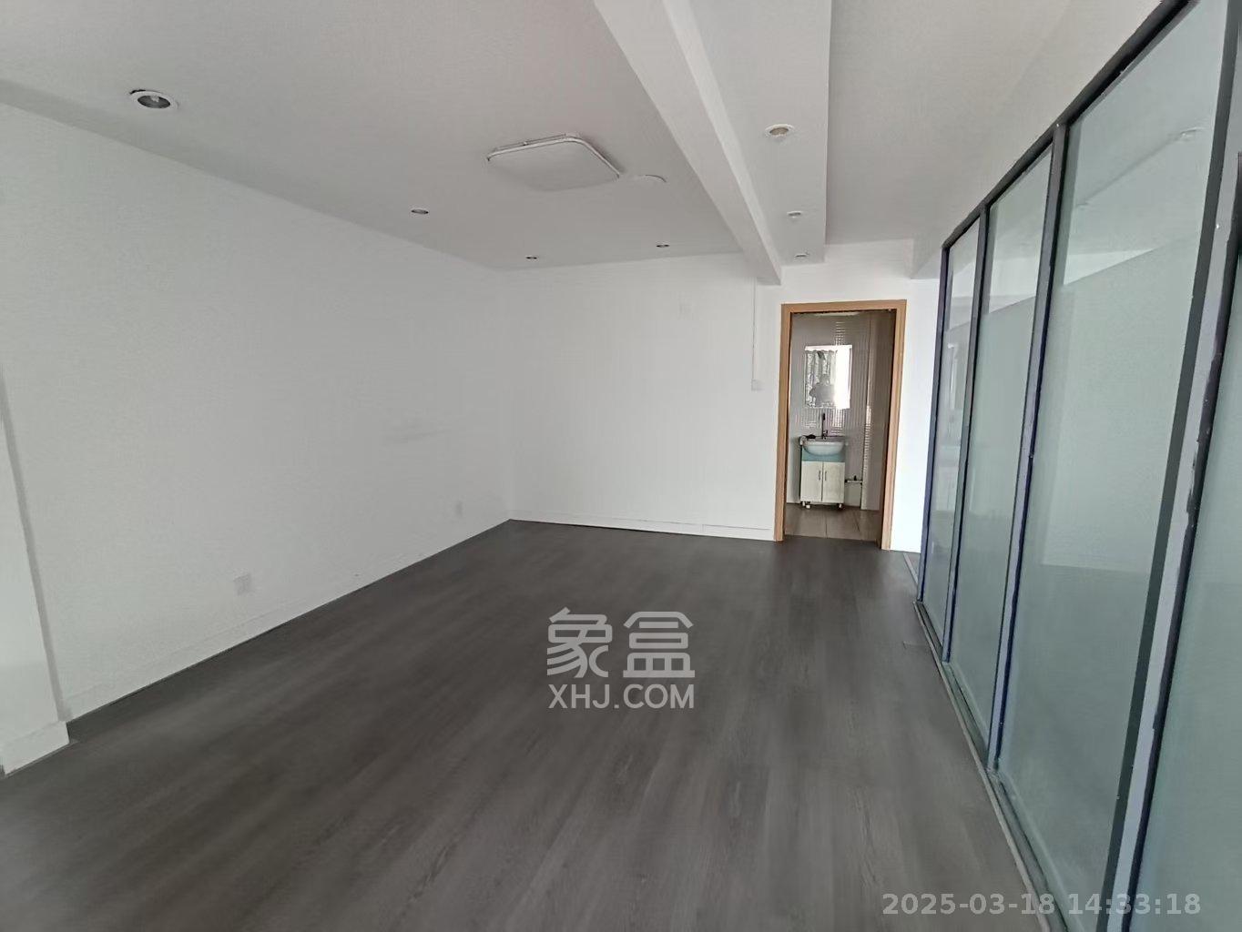 楚天家园 1室1厅1卫 1500.0元/月 楚天家园 1室1厅1卫 1500.0元/月室内图