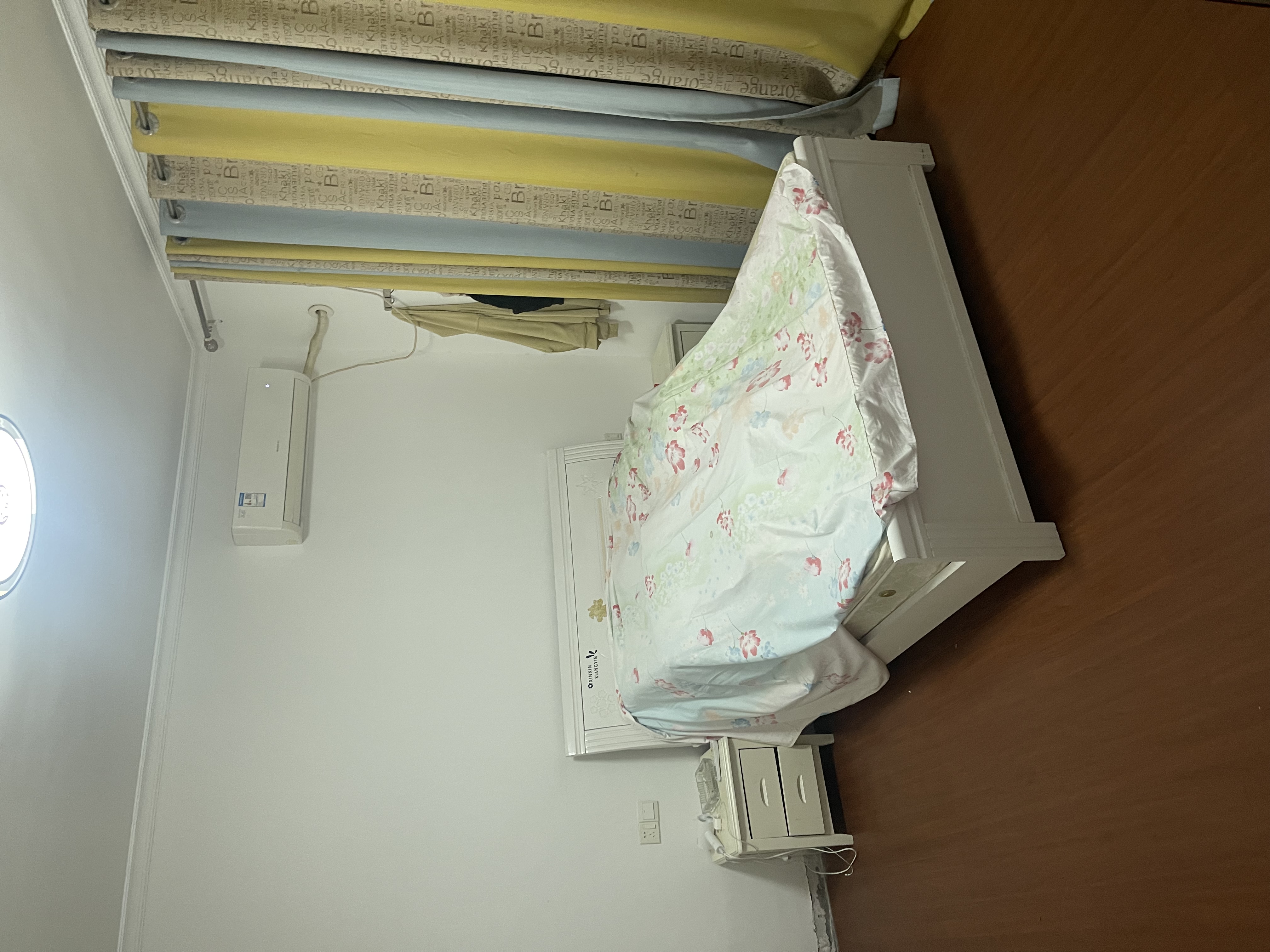 环保花园 3室2厅2卫 2100.0元/月 环保花园 3室2厅2卫 2100.0元/月室内图