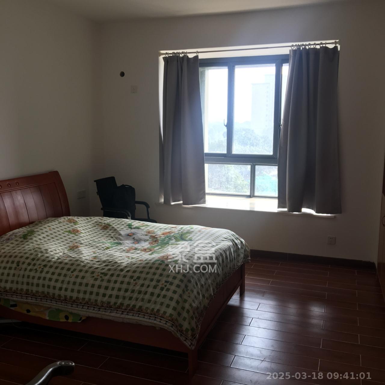 上庭苑 3室2厅2卫 2300.0元/月 上庭苑 3室2厅2卫 2300.0元/月室内图