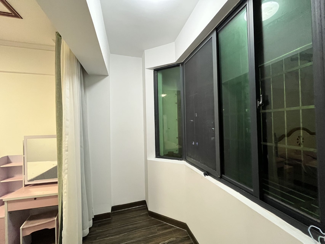 金龙小区  3室2厅1卫    126.0万 金龙小区  3室2厅1卫    126.0万客厅