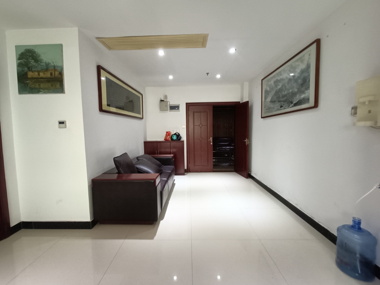 泓泽星城  1室0厅0卫    76.5万客厅