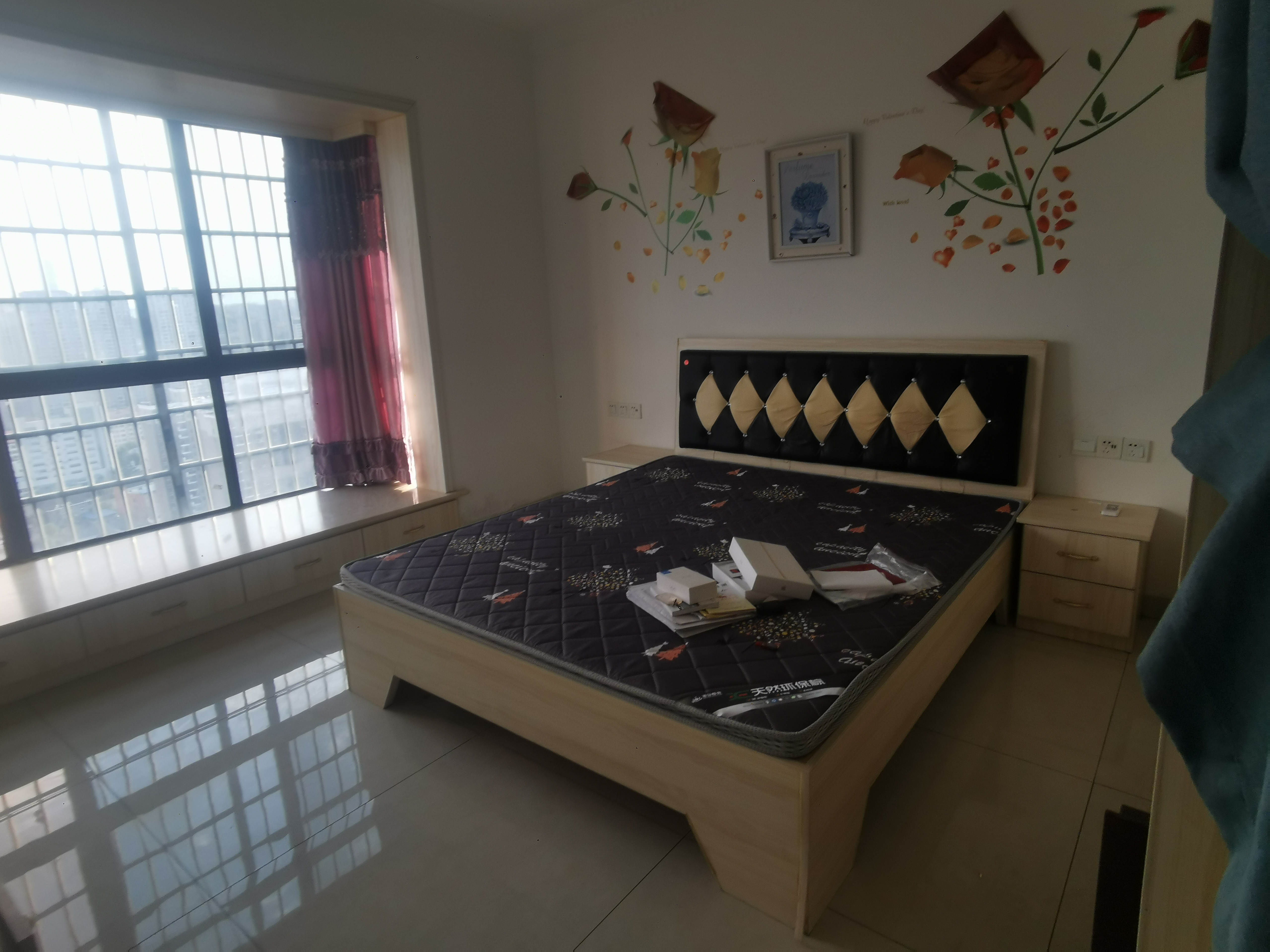 鸿星新天地 3室2厅2卫 2000.0元/月 鸿星新天地 3室2厅2卫 2000.0元/月室内图