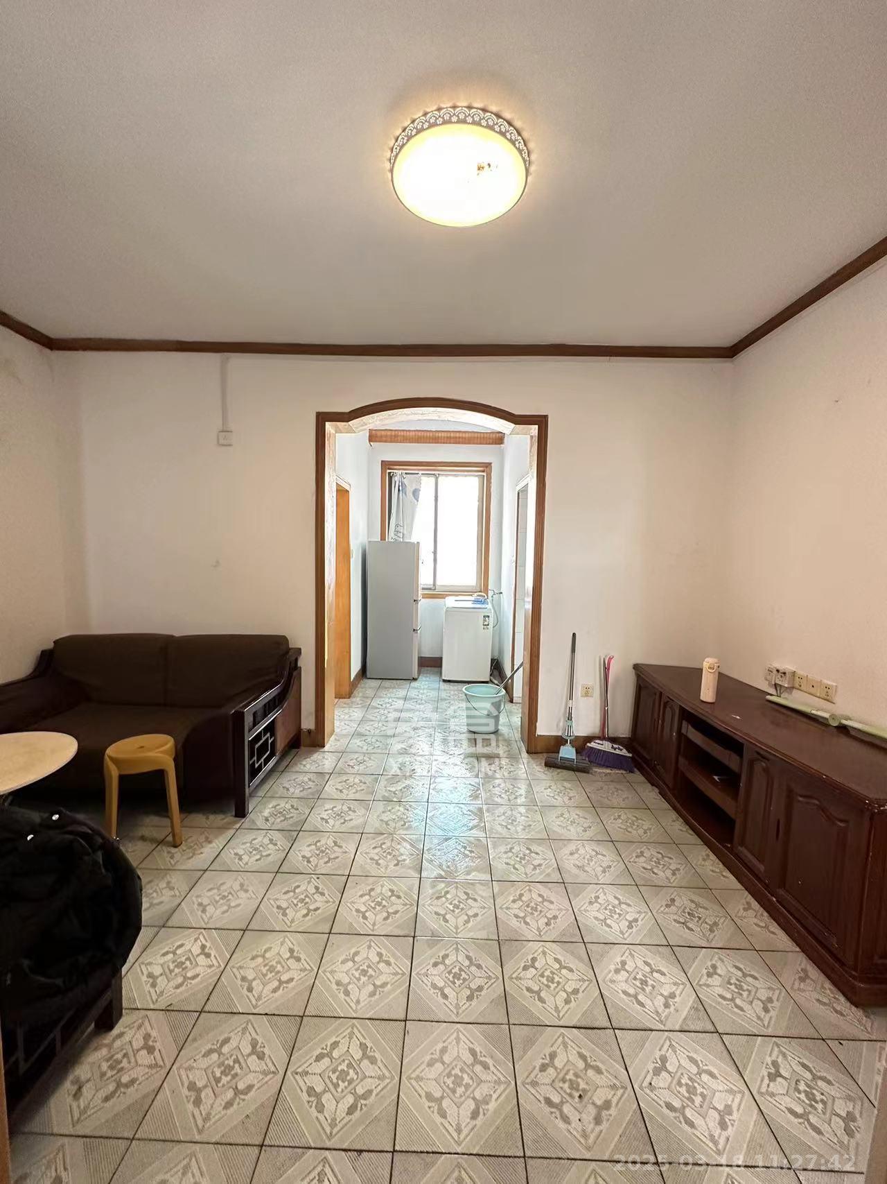 湖南省农业厅 2室1厅1卫 2200.0元/月 湖南省农业厅 2室1厅1卫 2200.0元/月室内图