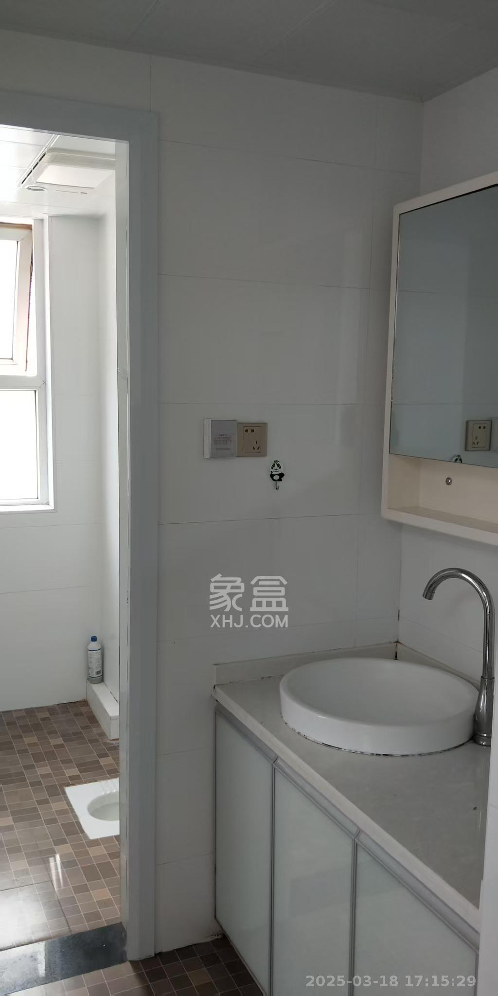 联美品格  2室2厅1卫   2100.00元/月室内图