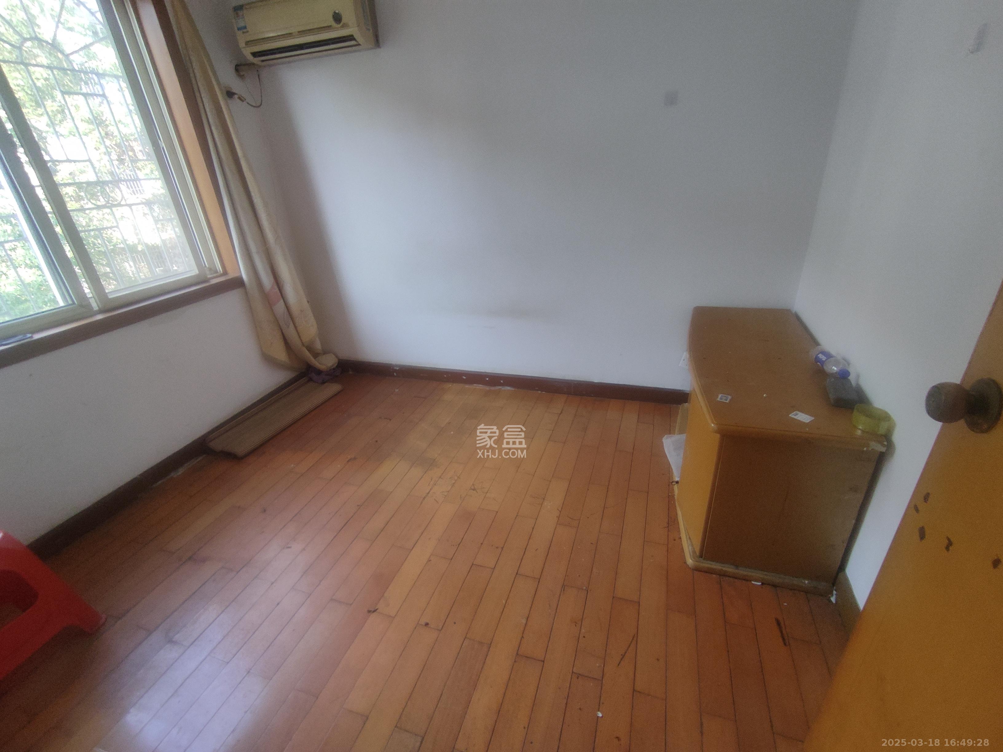 德政园 3室2厅1卫 2100.0元/月 德政园 3室2厅1卫 2100.0元/月室内图