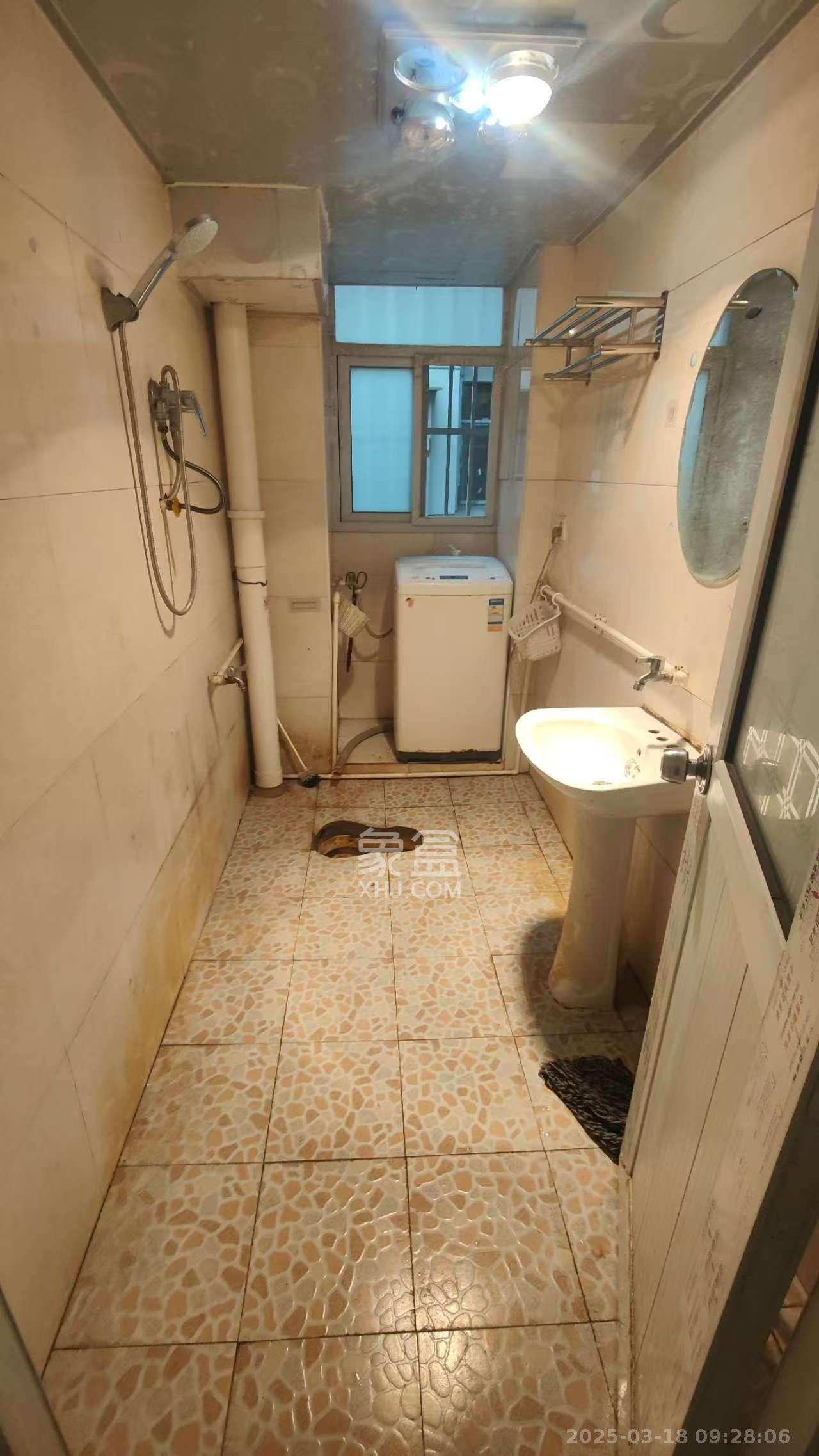 南门口晏家塘社区  1室1厅1卫    1208.0元/月室内图