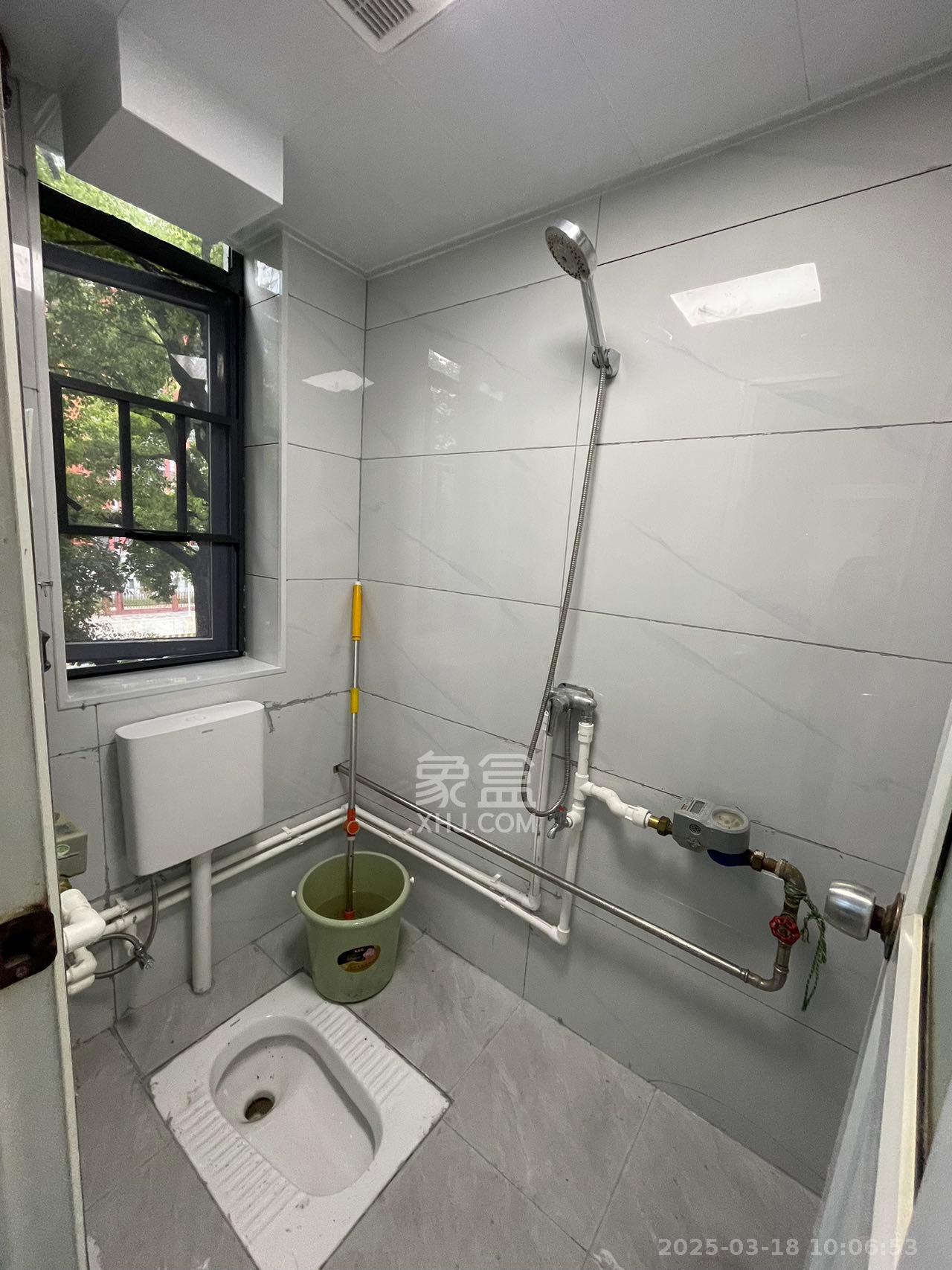 人保财产湖南分公司宿舍 3室1厅1卫 2200.0元/月 人保财产湖南分公司宿舍 3室1厅1卫 2200.0元/月室内图