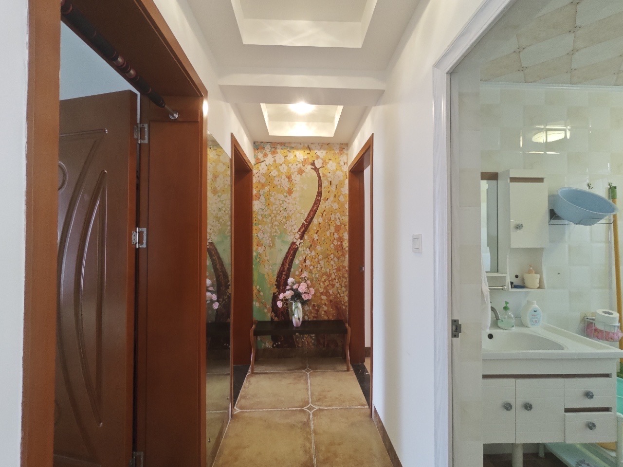 海悦东方  3室2厅2卫    179.0万 海悦东方  3室2厅2卫    179.0万客厅