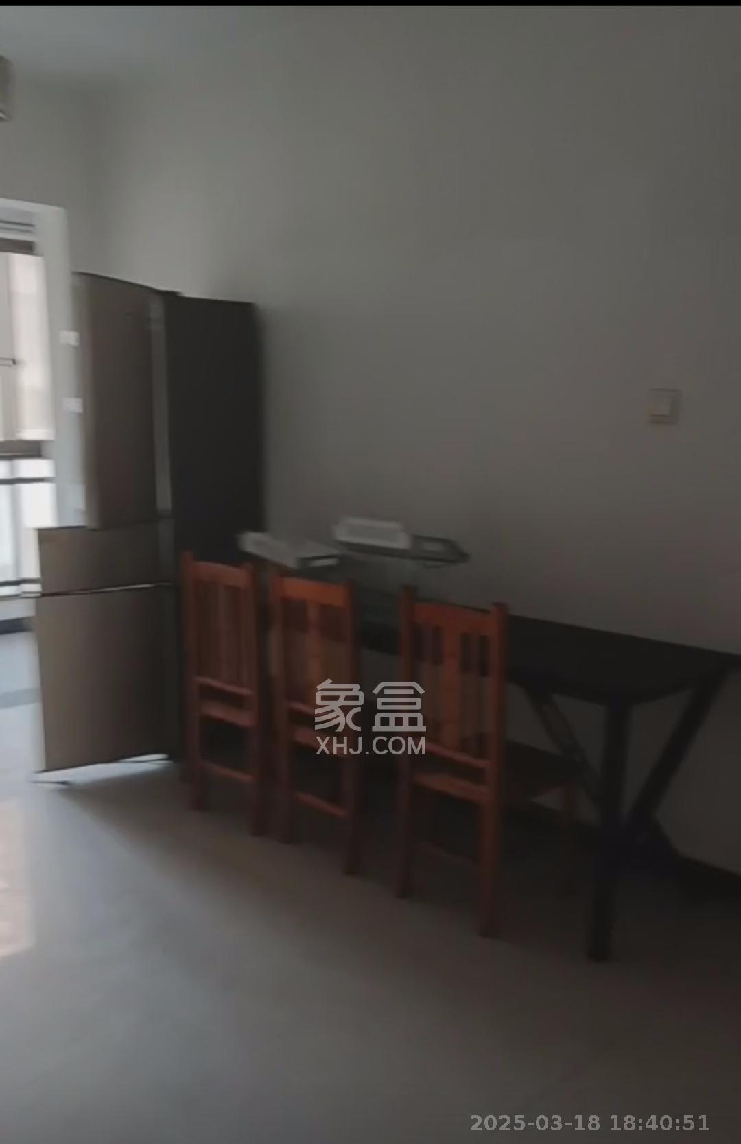 中天瑞景 3室2厅2卫 2000.0元/月 中天瑞景 3室2厅2卫 2000.0元/月室内图