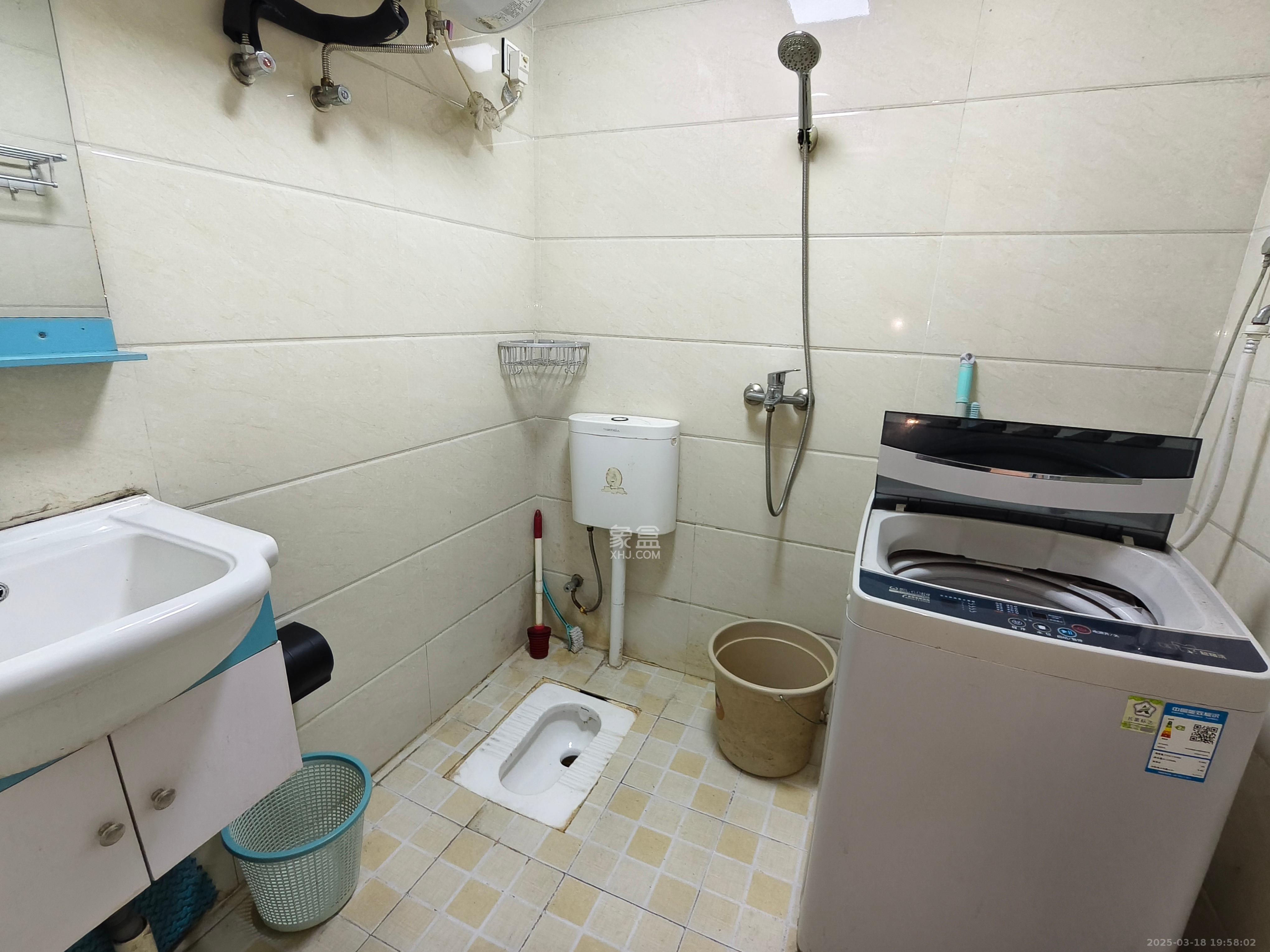 MOMA当代广场 1室1厅1卫 1100.0元/月 MOMA当代广场 1室1厅1卫 1100.0元/月室内图