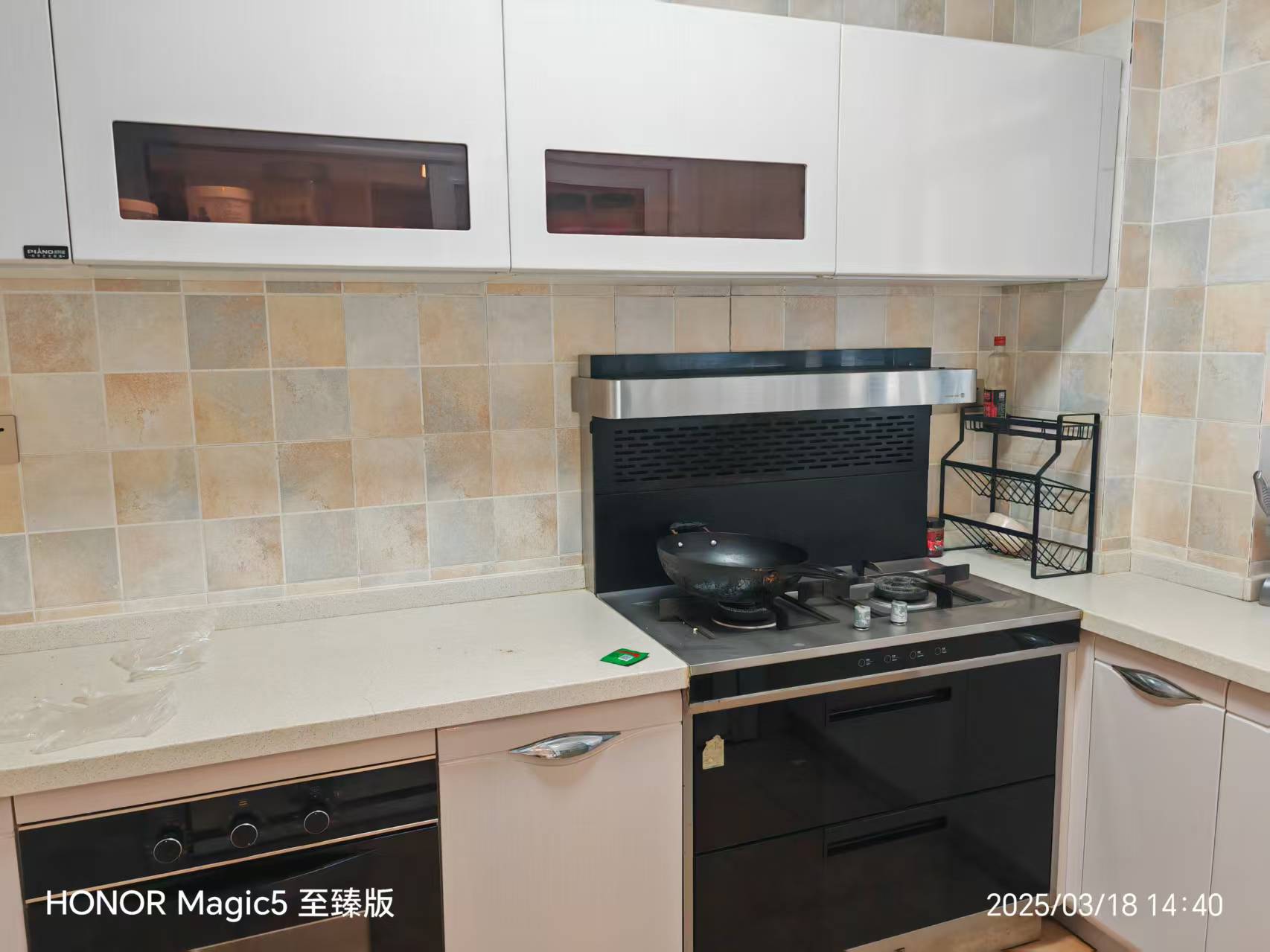 丽景天下一期 4室2厅2卫 2000.0元/月 丽景天下一期 4室2厅2卫 2000.0元/月室内图