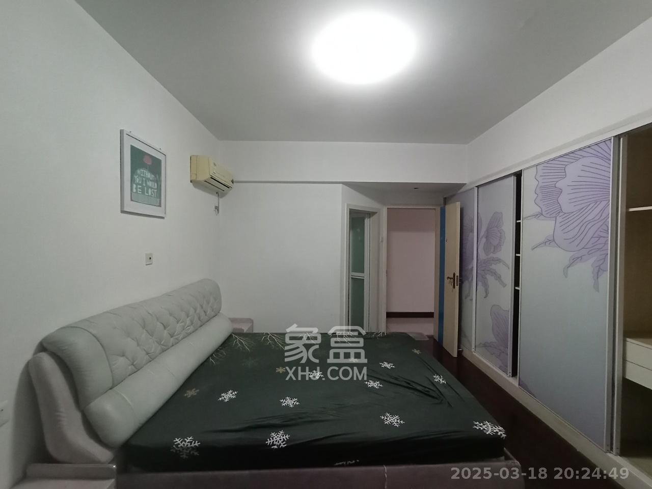 华盛新外滩  3室2厅2卫    3900.0元/月室内图