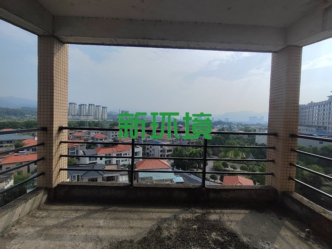 广茂园二期 3室2厅2卫 42.0万 广茂园二期 3室2厅2卫 42.0万客厅