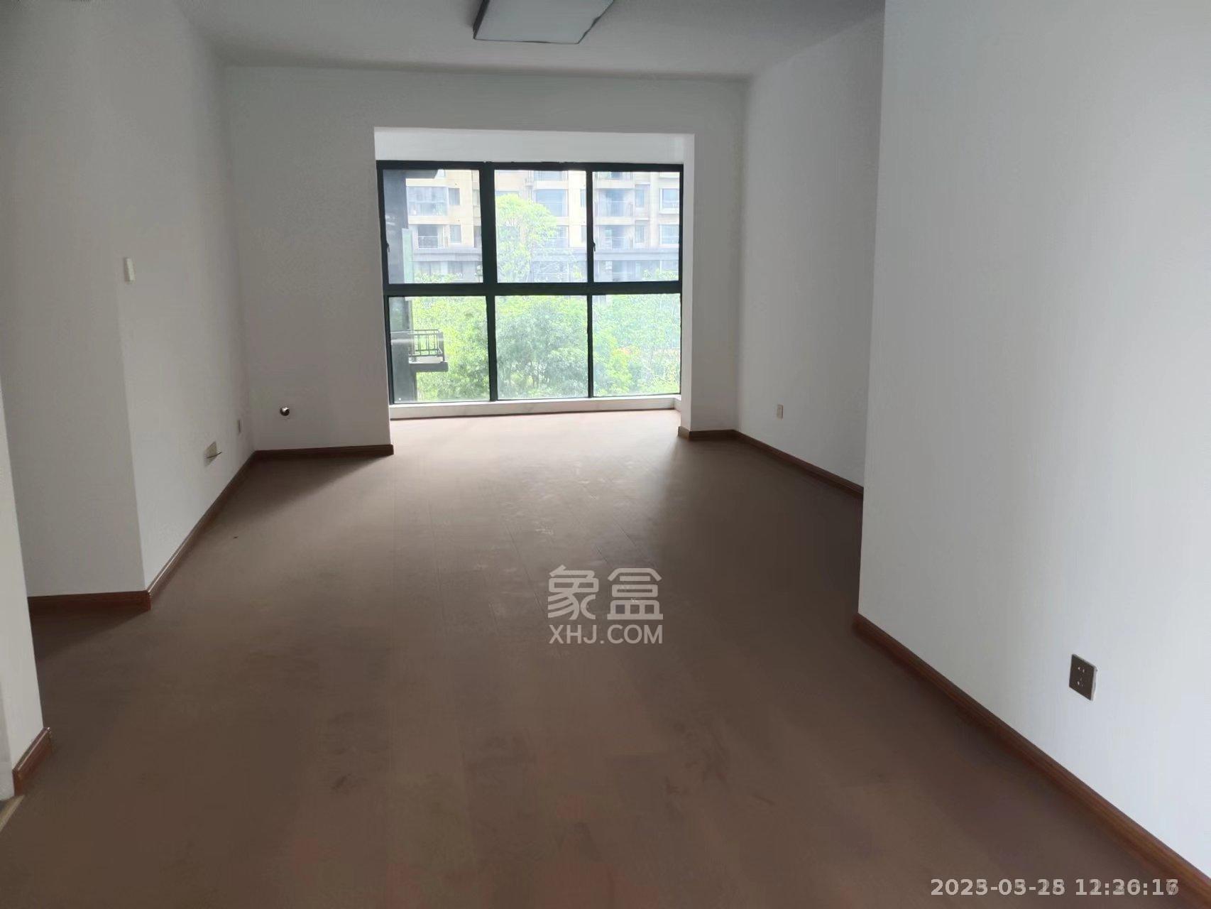 时代新城(翰林府) 3室2厅2卫 1500.0元/月 时代新城(翰林府) 3室2厅2卫 1500.0元/月室内图