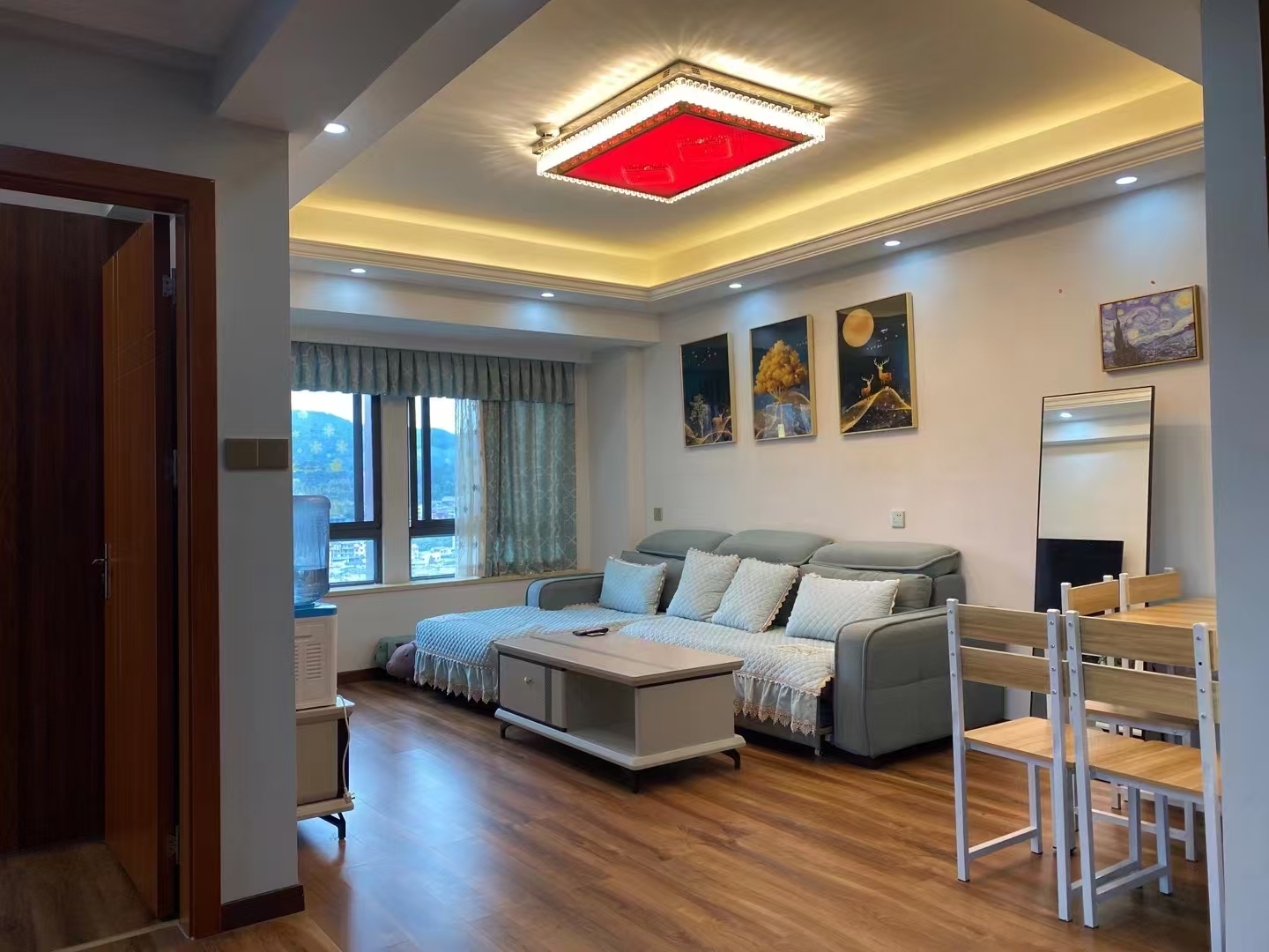 东方曼哈顿 2室2厅1卫 2200.0元/月 东方曼哈顿 2室2厅1卫 2200.0元/月室内图