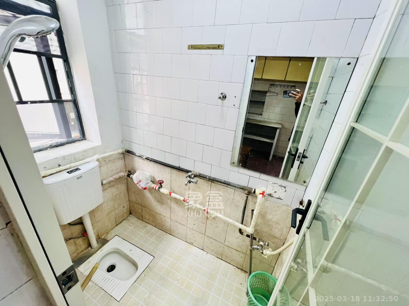 湖南省演出公司宿舍(怡长街) 2室1厅1卫 2500.0元/月 湖南省演出公司宿舍(怡长街) 2室1厅1卫 2500.0元/月室内图