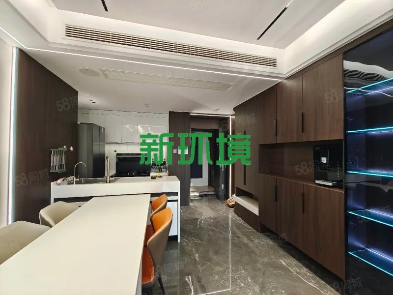 东岳新外滩  3室2厅1卫   78.00万客厅