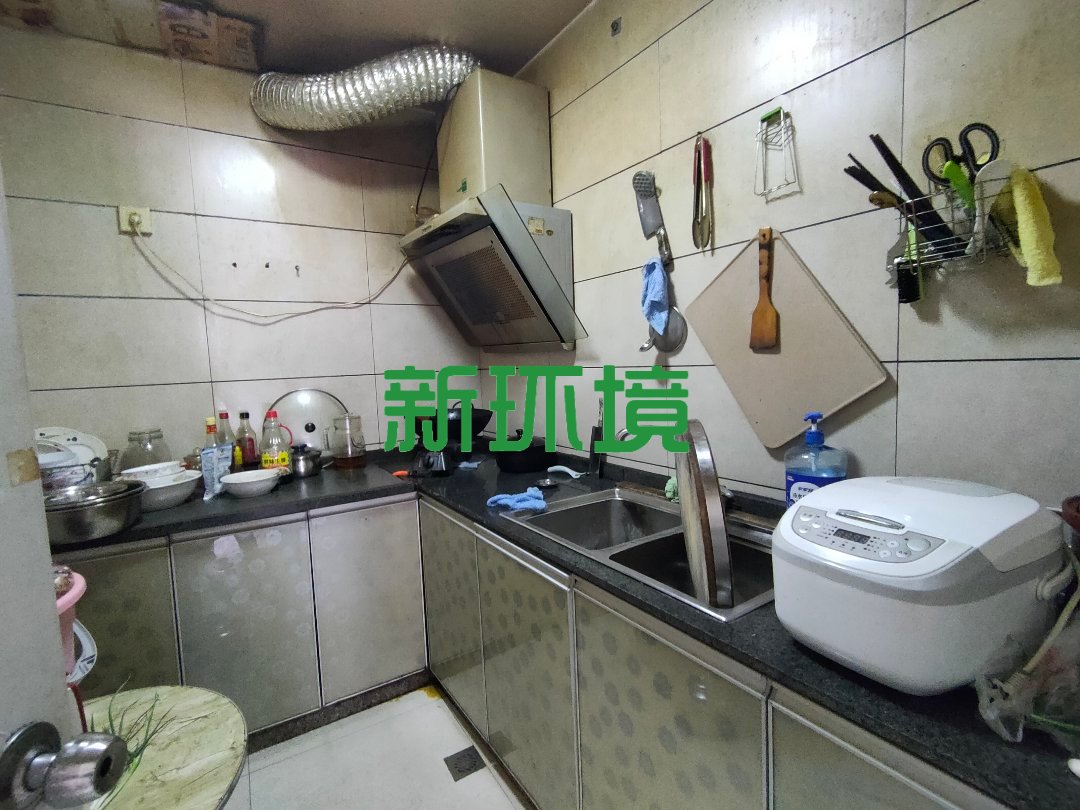 万和天琴  1室1厅1卫    1800.0元/月 万和天琴  1室1厅1卫    1800.0元/月室内图