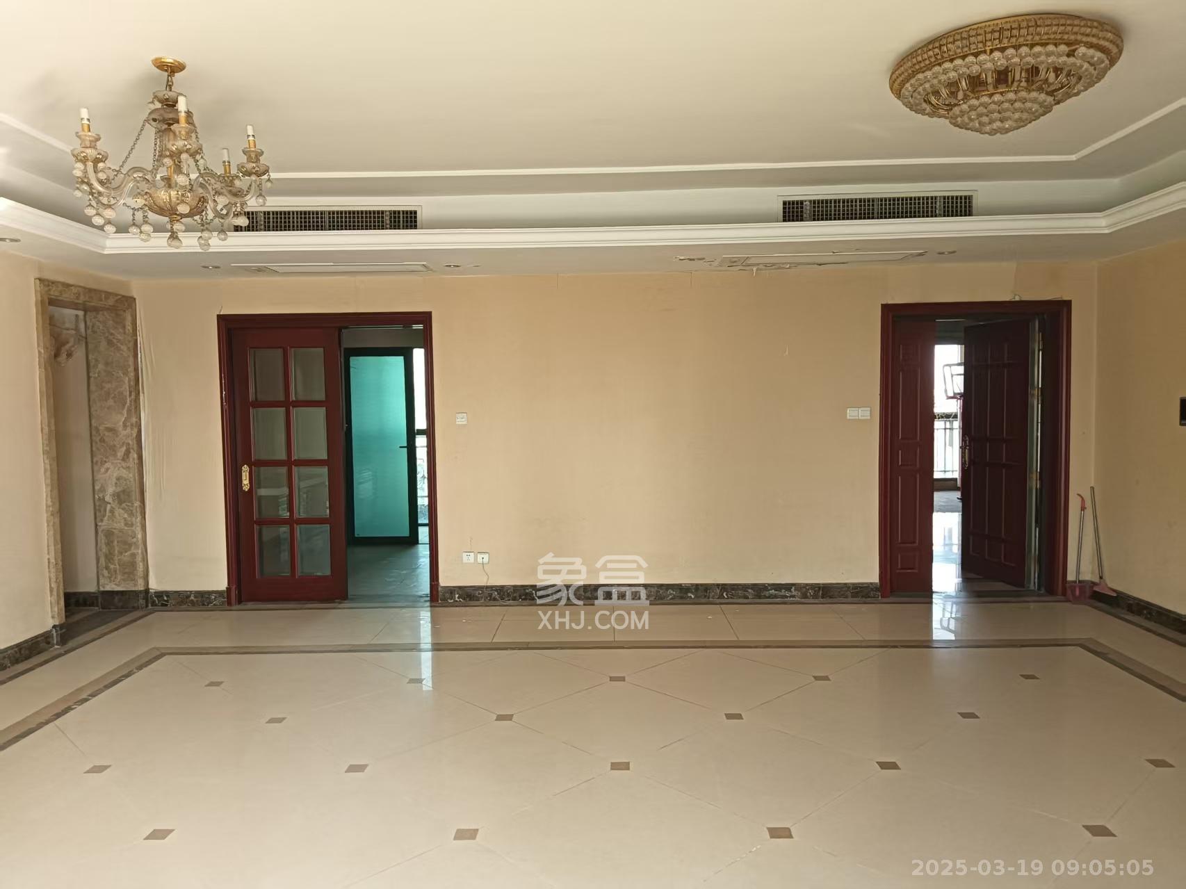 恒大雅苑 4室2厅1卫 5000.0元/月 恒大雅苑 4室2厅1卫 5000.0元/月室内图