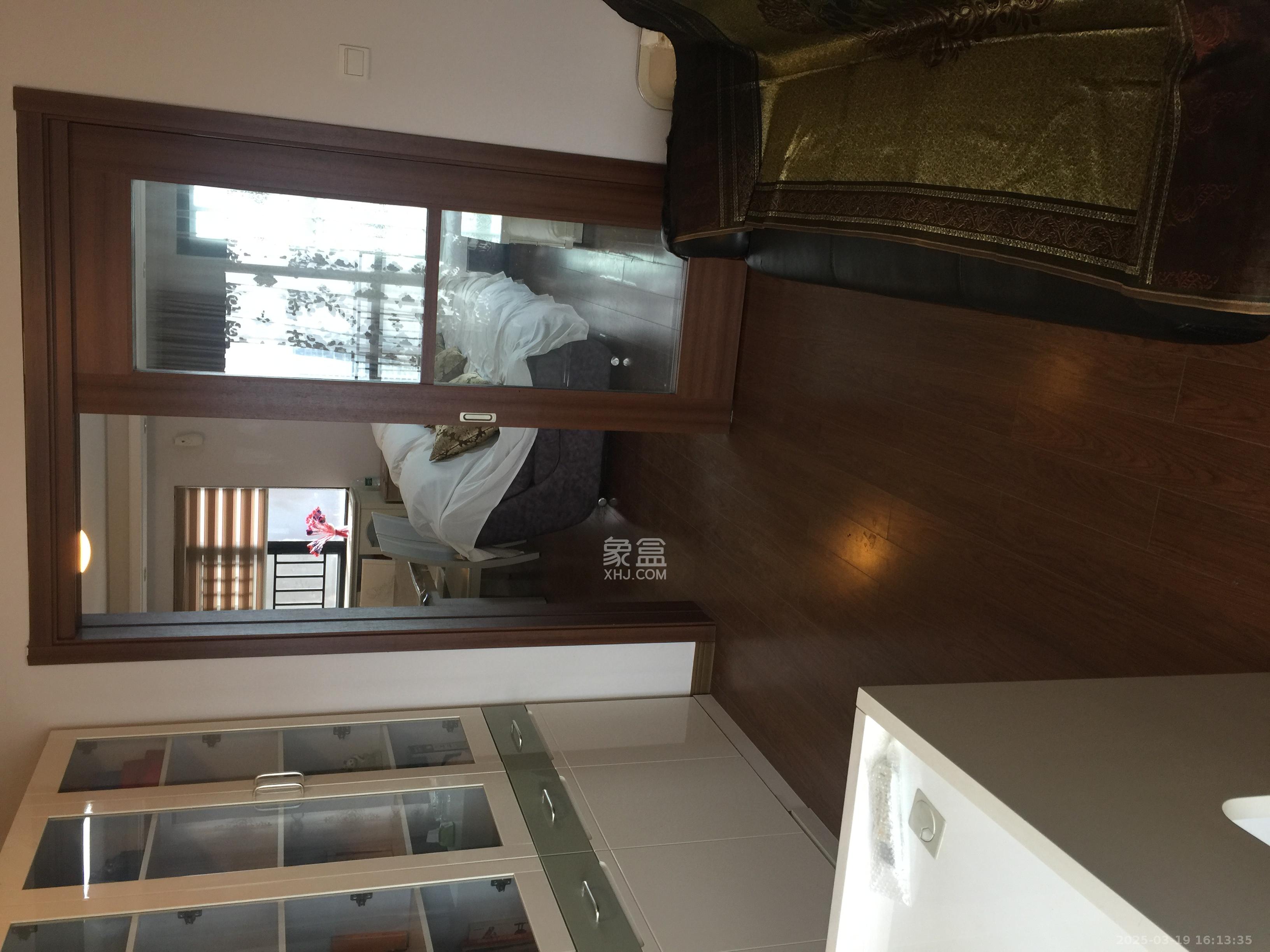 万科金域华府二期 3室2厅2卫 3000.0元/月 万科金域华府二期 3室2厅2卫 3000.0元/月室内图