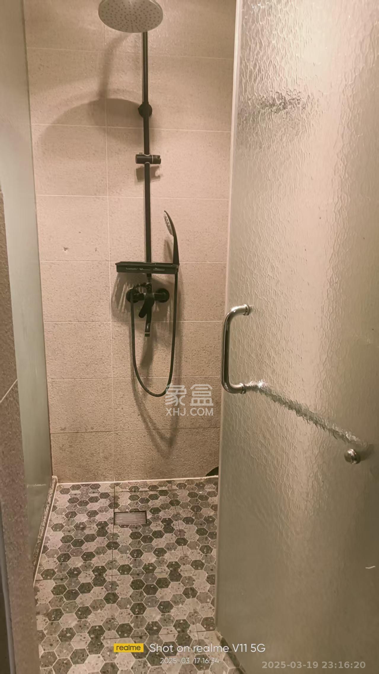 宇成朝阳广场  1室0厅0卫   1500.00元/月室内图