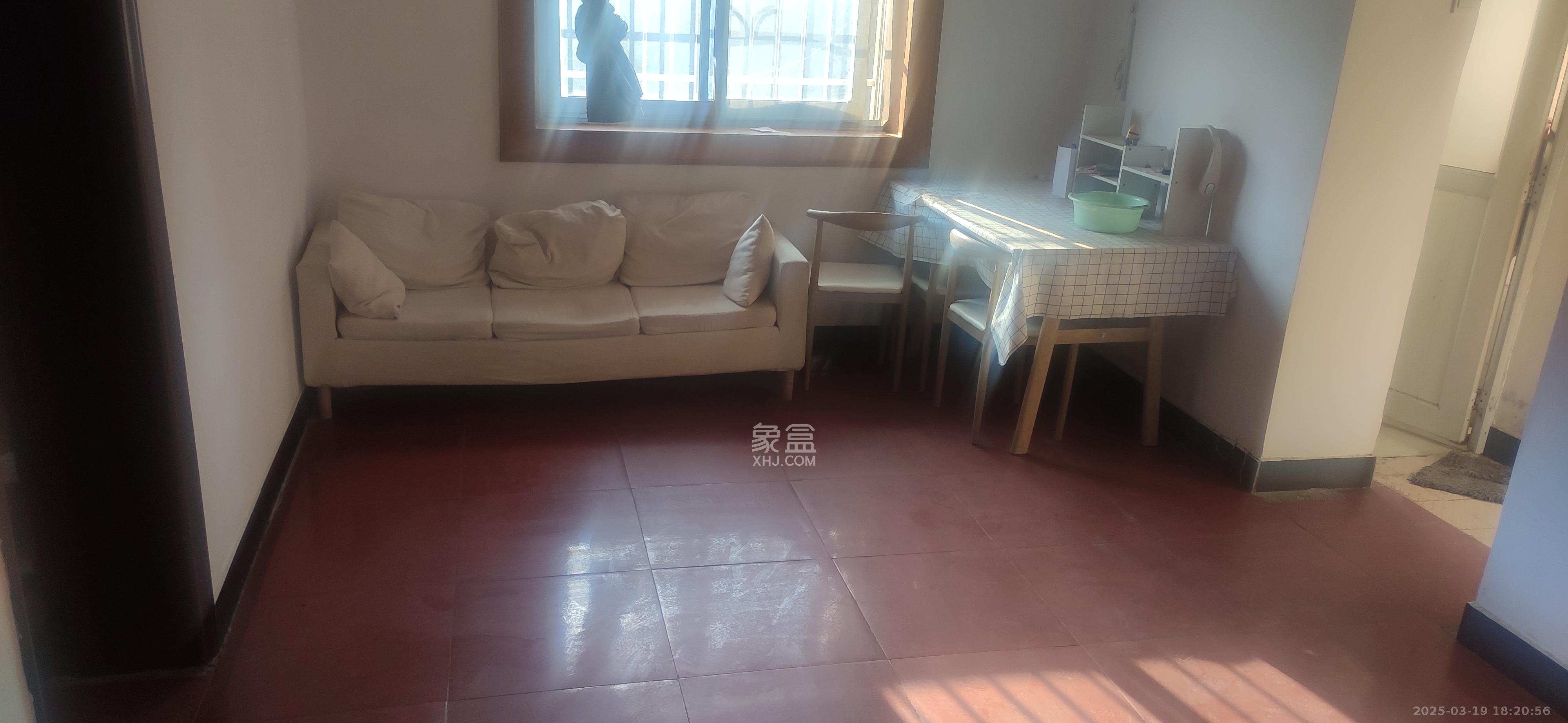 静谧园 2室1厅1卫 1500.0元/月 静谧园 2室1厅1卫 1500.0元/月室内图