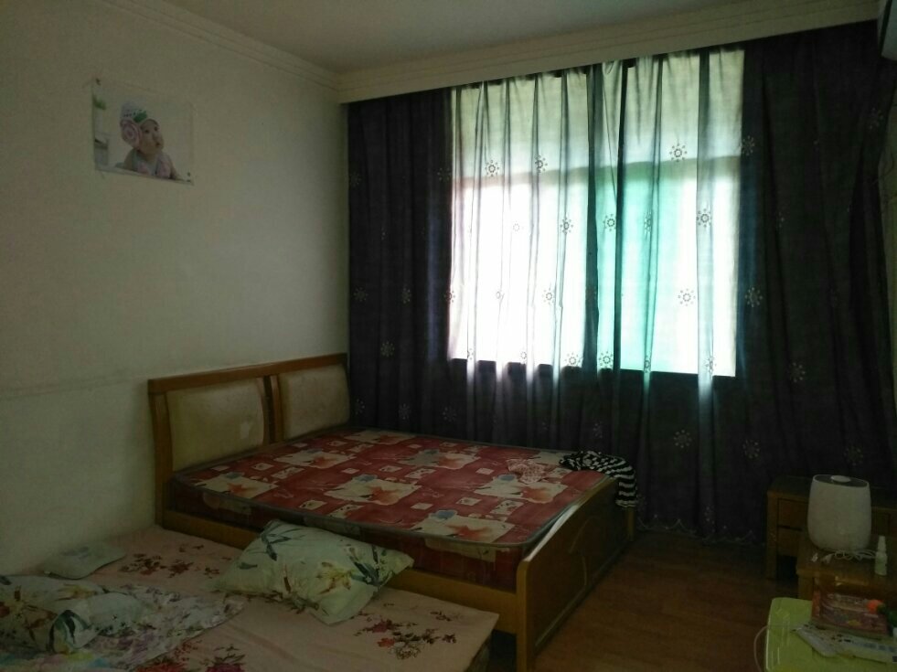 地税局宿舍(南庄坪) 3室2厅2卫 1100.0元/月 地税局宿舍(南庄坪) 3室2厅2卫 1100.0元/月室内图