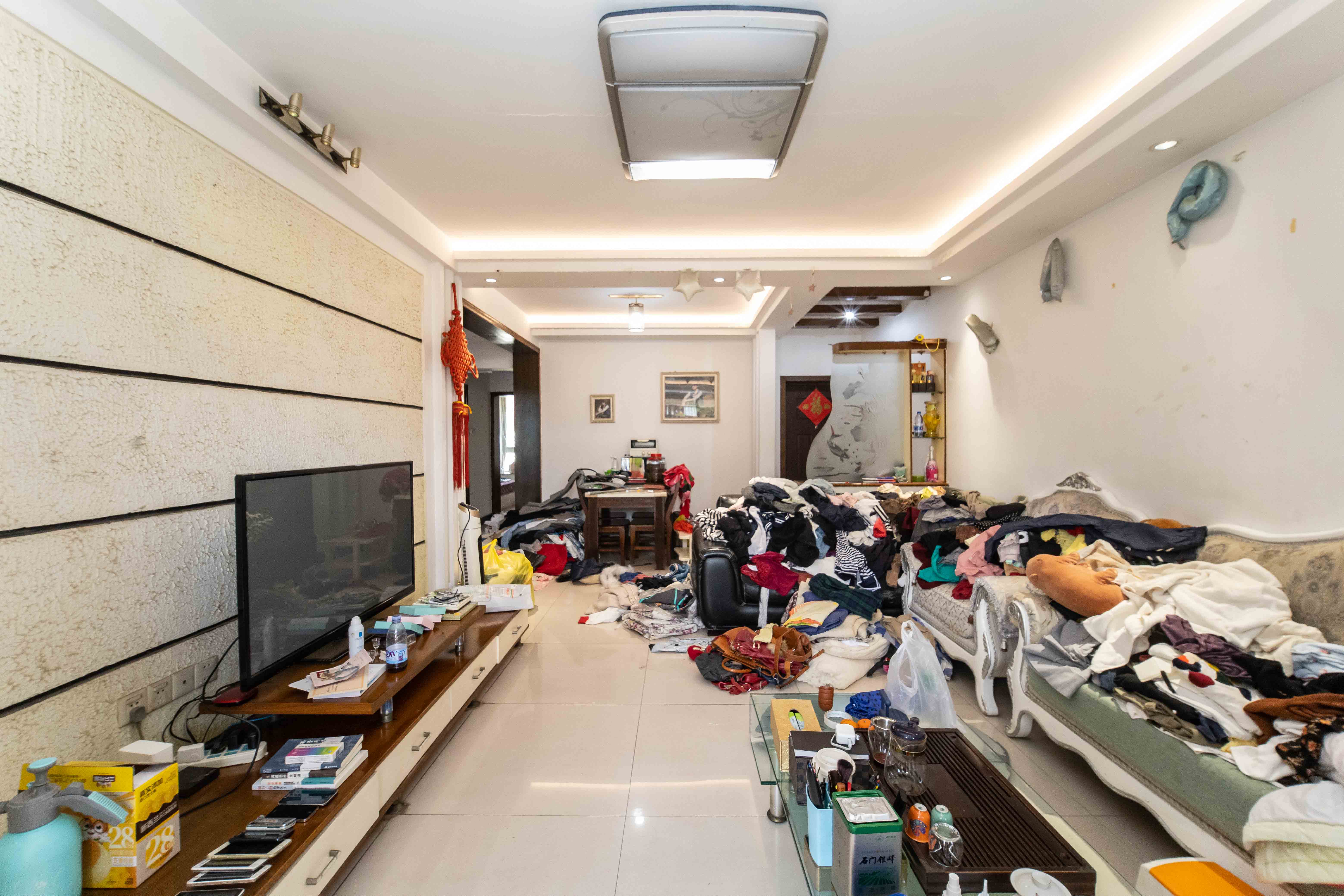 锦绣中星  3室2厅1卫    56.0万 锦绣中星  3室2厅1卫    56.0万客厅