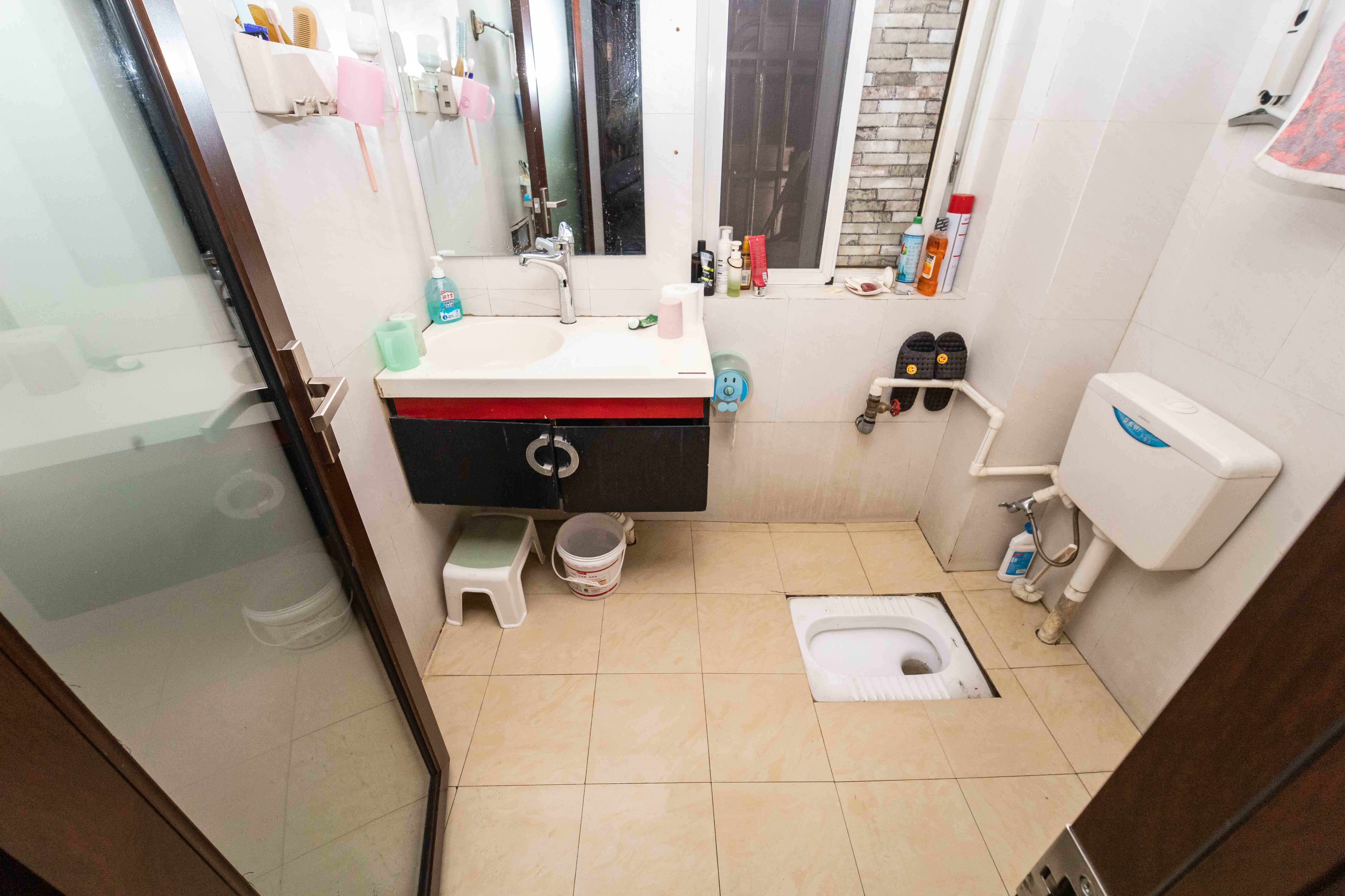 锦绣中星  3室2厅1卫    56.0万 锦绣中星  3室2厅1卫    56.0万卫生间