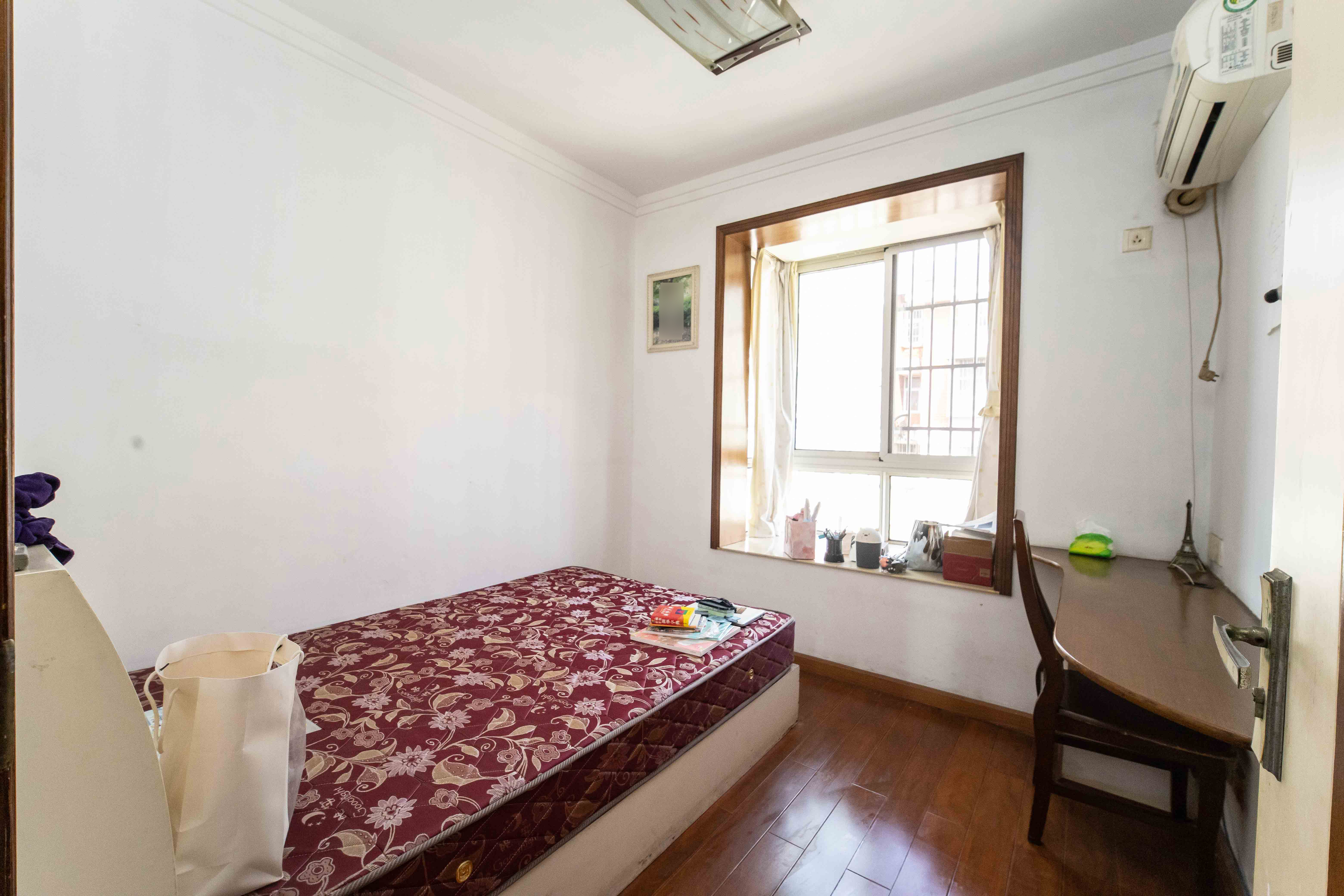 锦绣中星  3室2厅1卫    56.0万 锦绣中星  3室2厅1卫    56.0万卧室