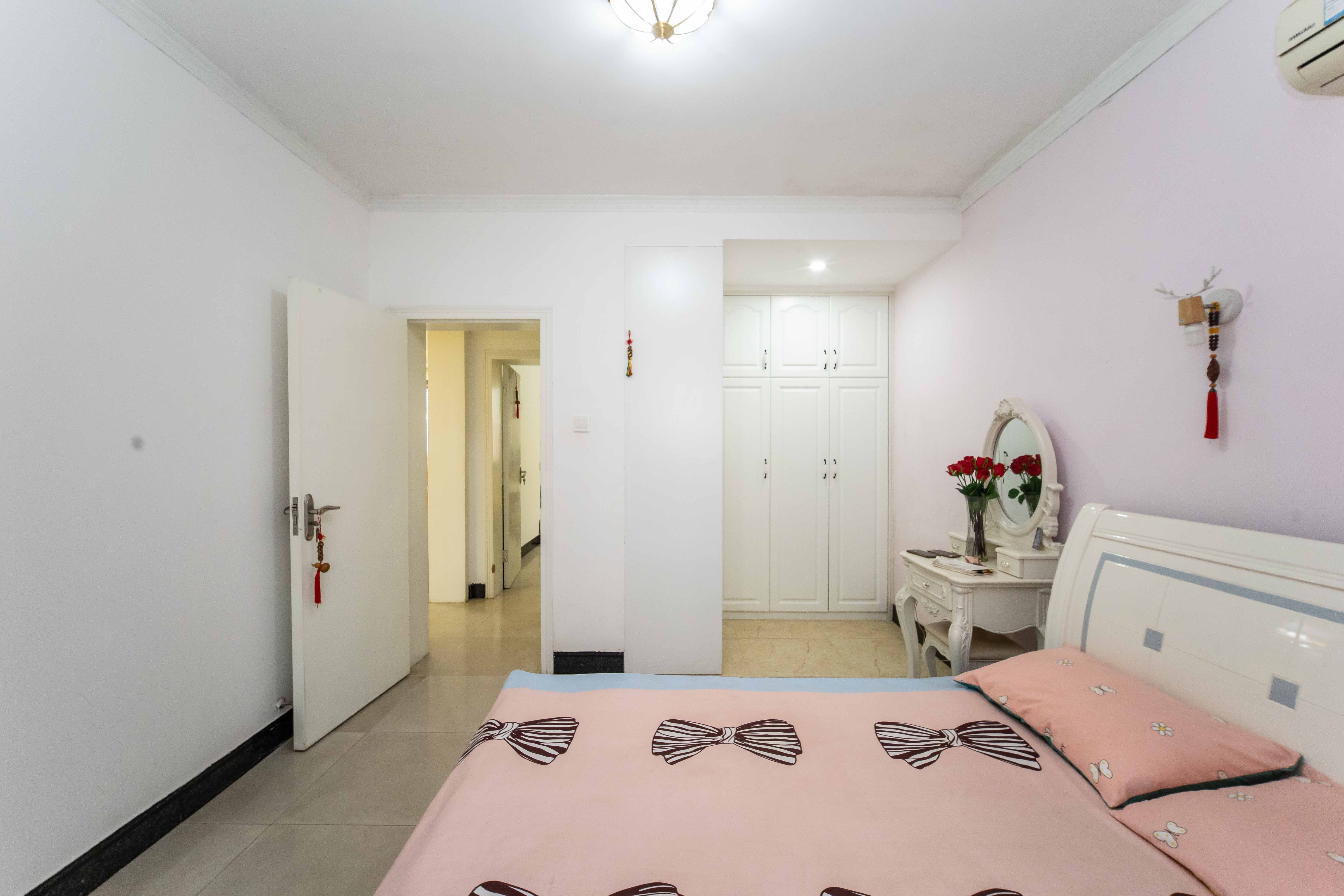 德政园 2室2厅1卫 85.0万 德政园 2室2厅1卫 85.0万卧室