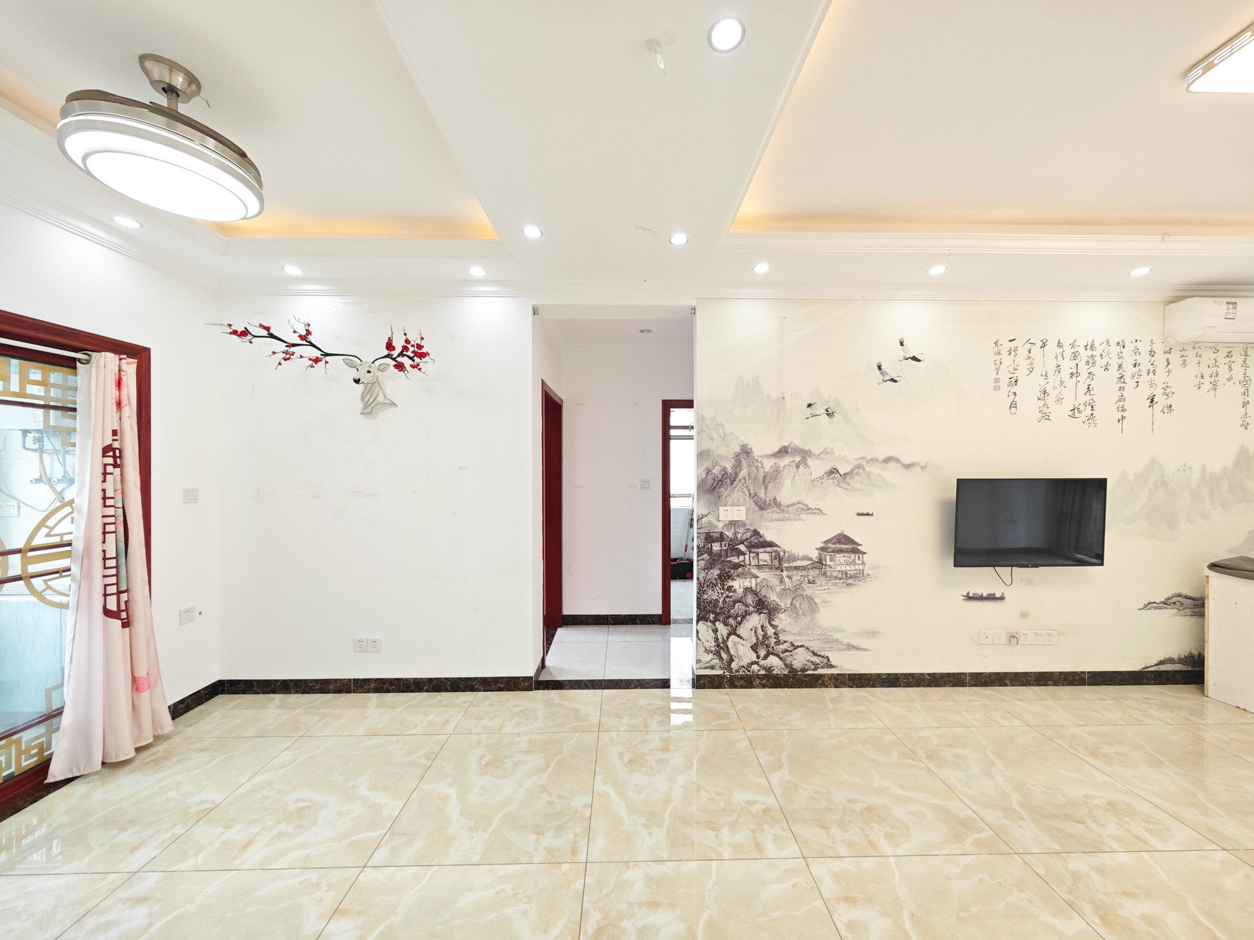 中建信和城  3室2厅1卫   128.00万客厅