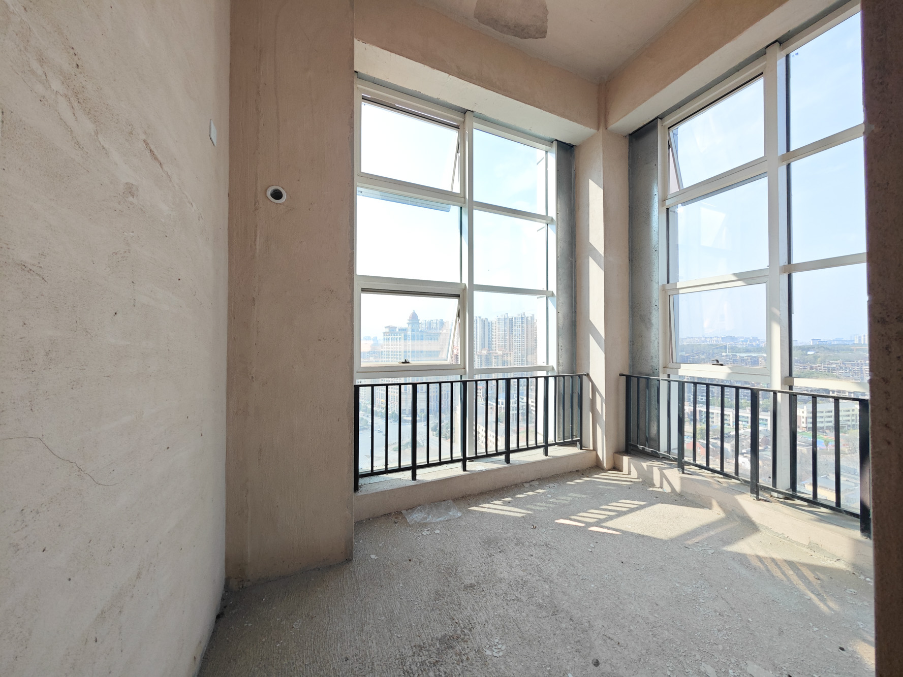 中建嘉和城  2室2厅1卫   50.00万其他