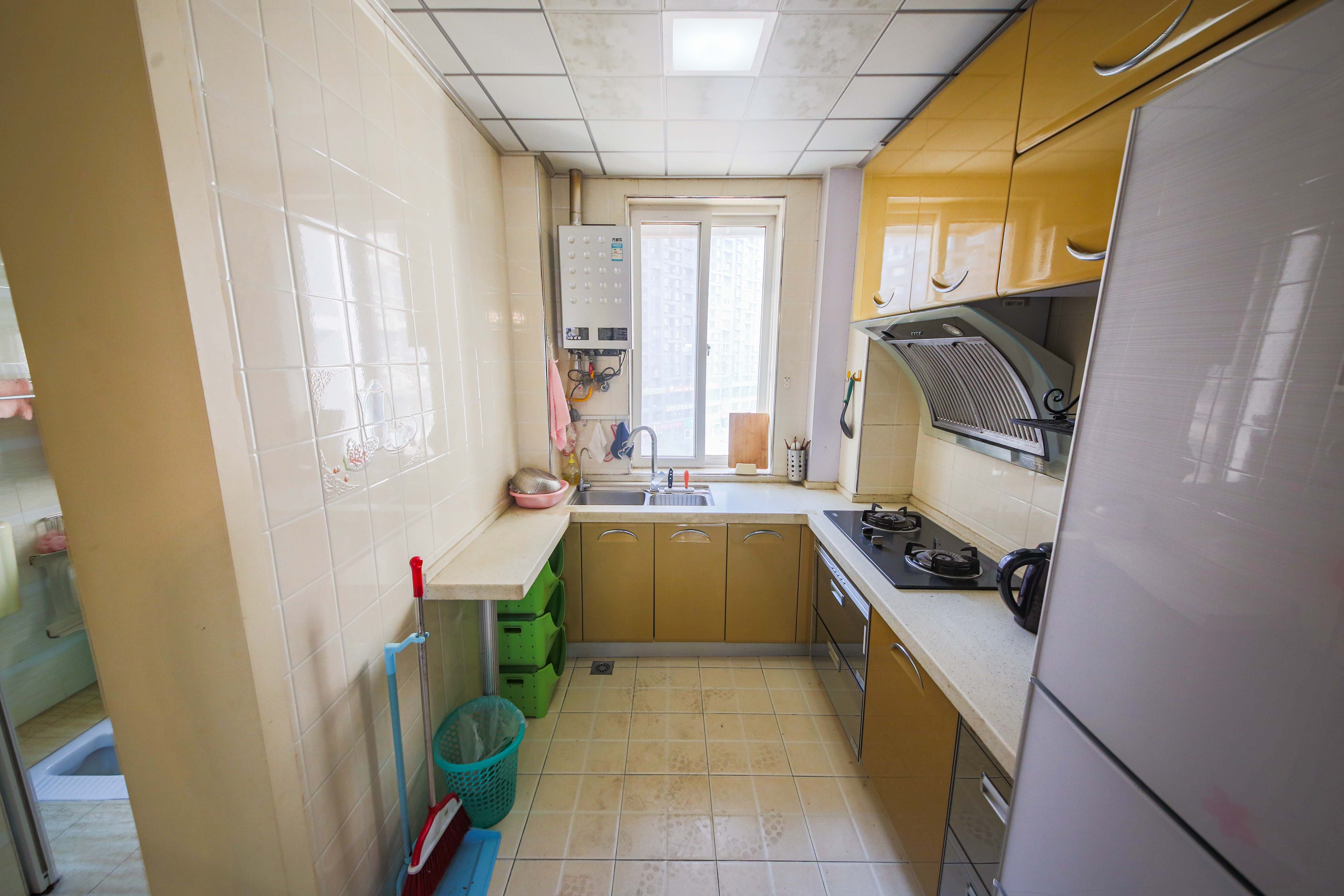 申奥美域 3室2厅2卫 108.0万 申奥美域 3室2厅2卫 108.0万厨房