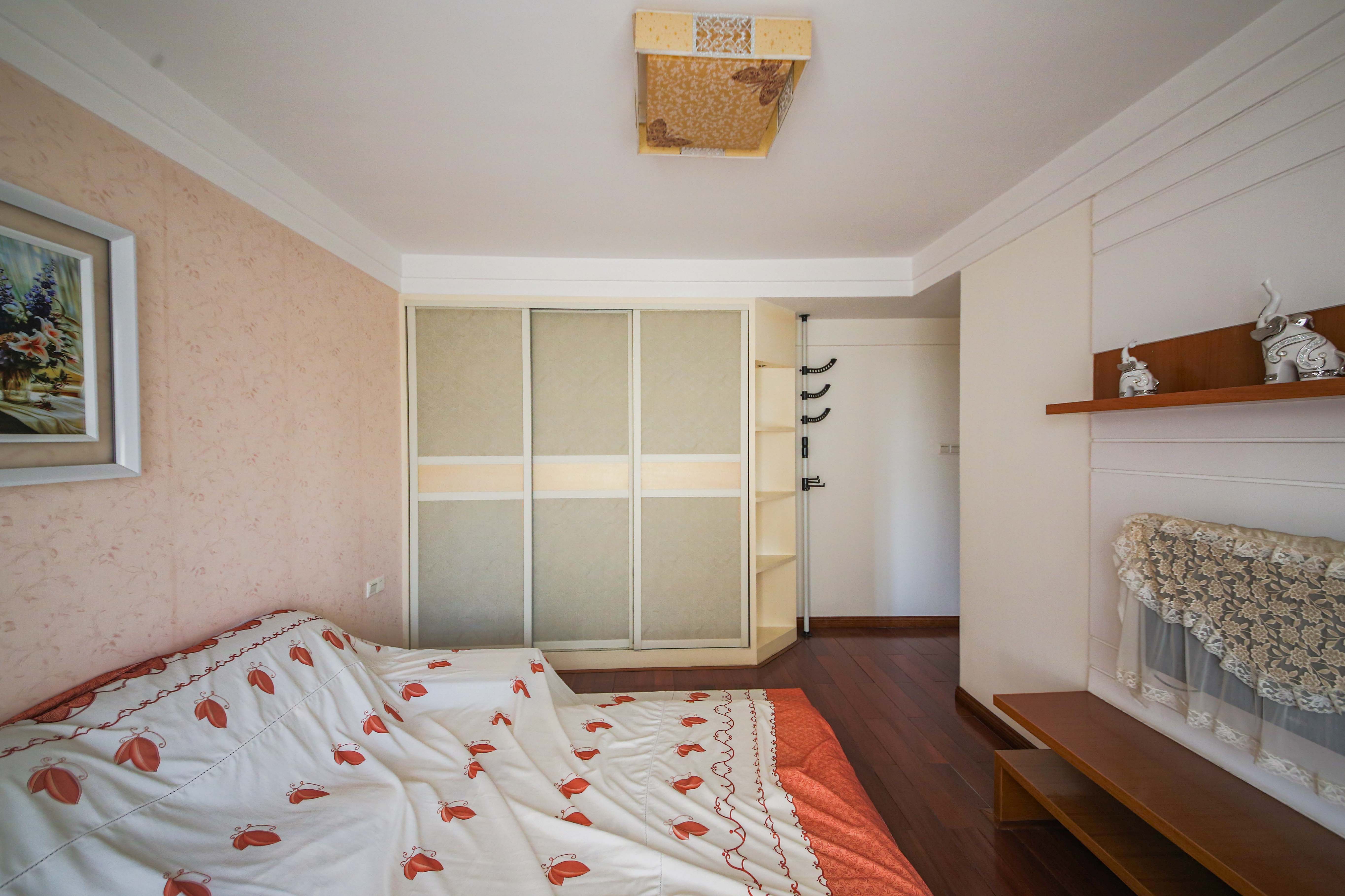 申奥美域 3室2厅2卫 108.0万 申奥美域 3室2厅2卫 108.0万卧室